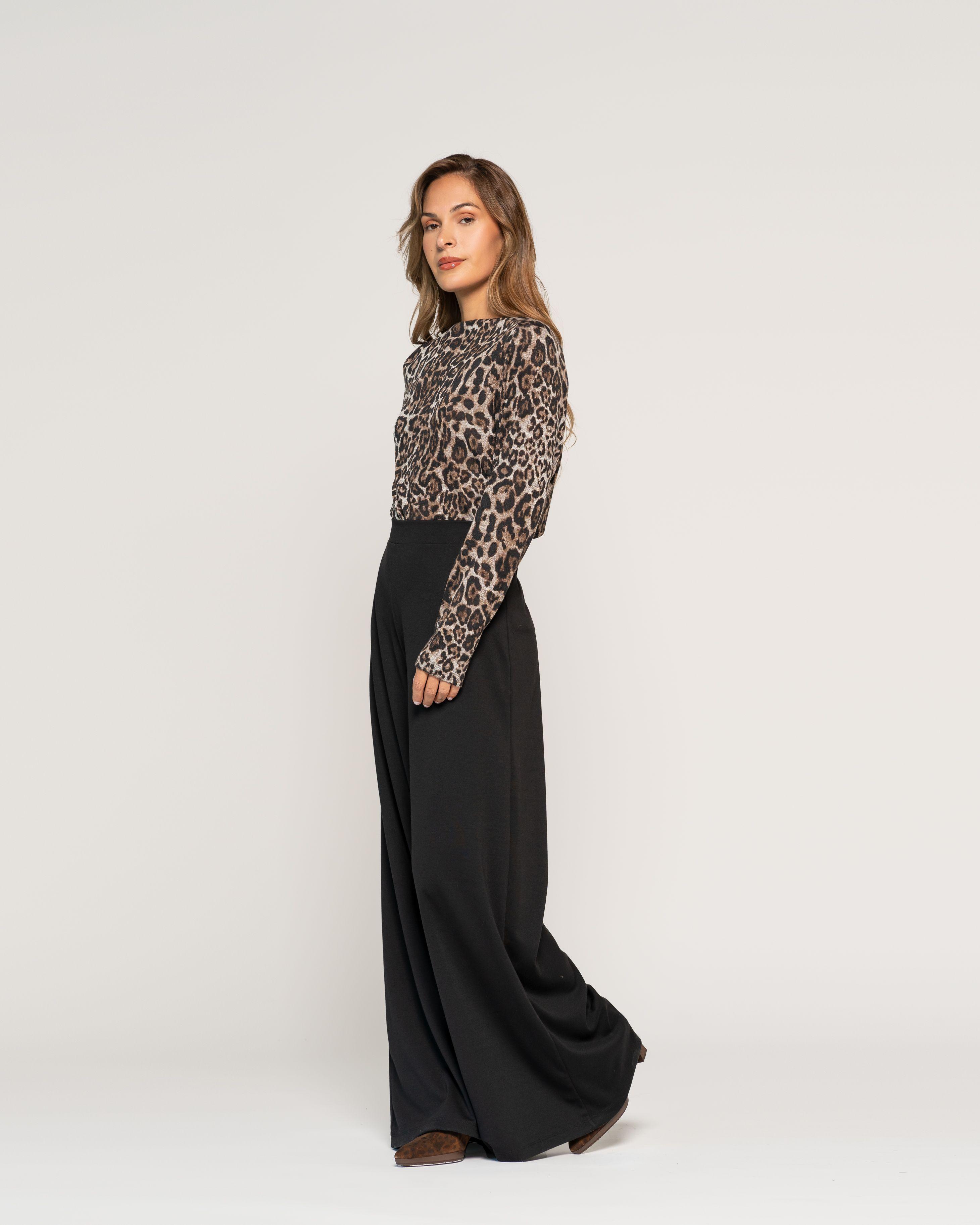 Polera Mercedes Animal Print Ajustada Cuello Alto Manga Larga Ludovica-1