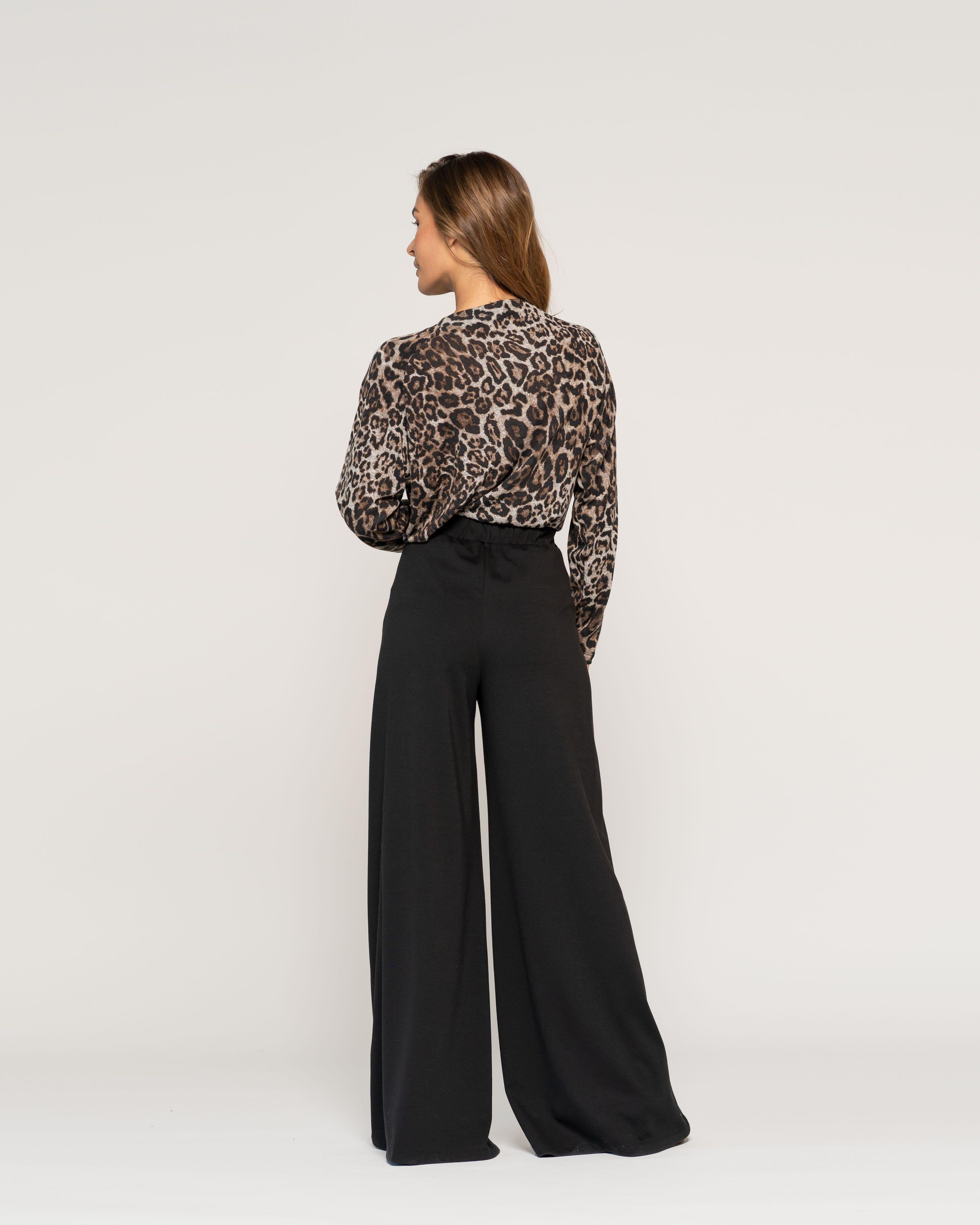 Polera Mercedes Animal Print Ajustada Cuello Alto Manga Larga Ludovica-2