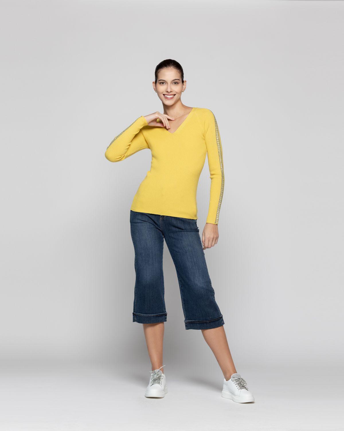 Sweater Mujer Anahí cuello V Mostaza Lineatre-0