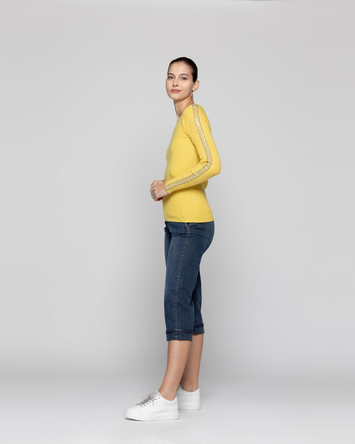 Sweater Mujer Anahí cuello V Mostaza Lineatre-1