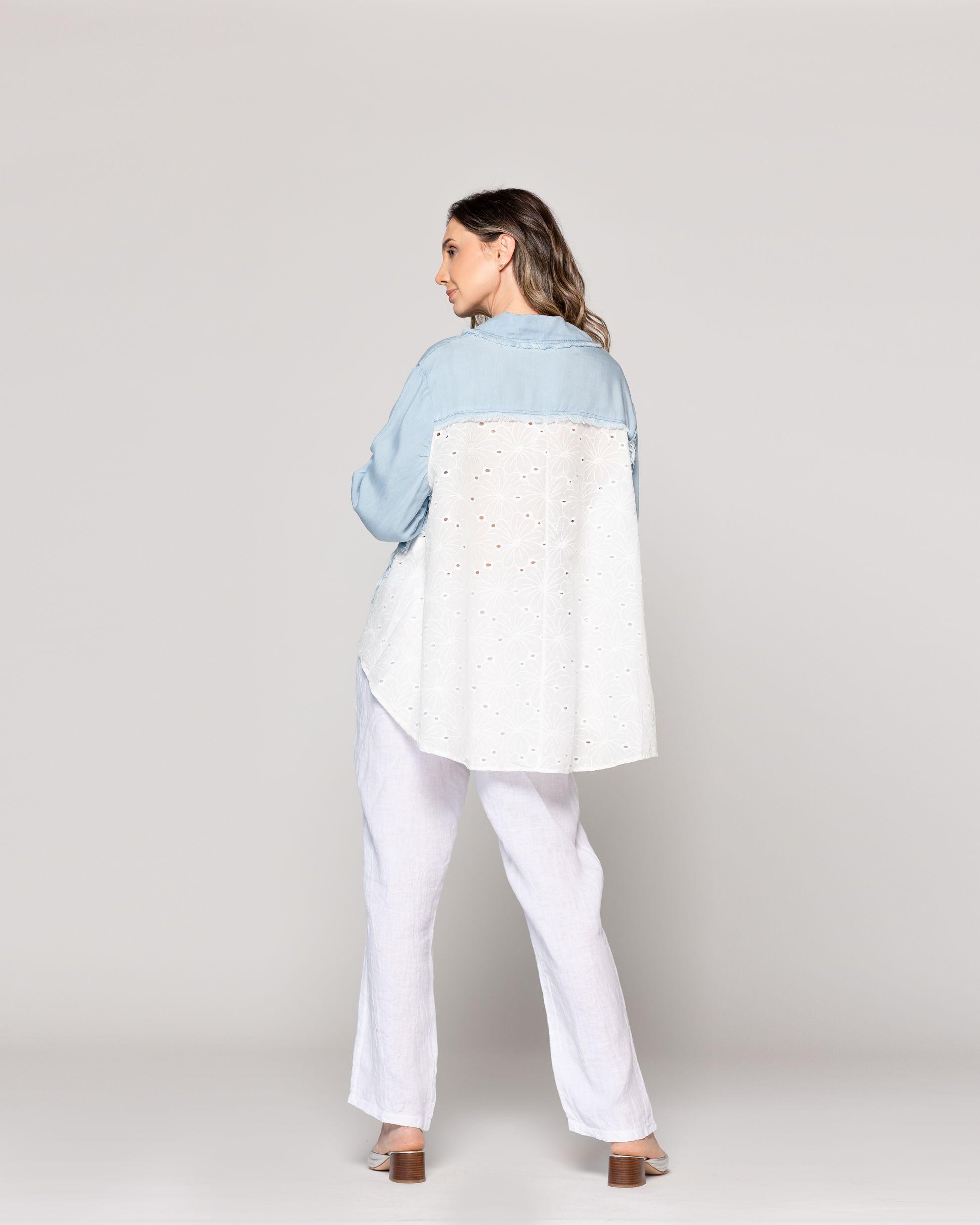 Blusa Mujer Becca Camisera Con Broderie Celeste Lineatre-2