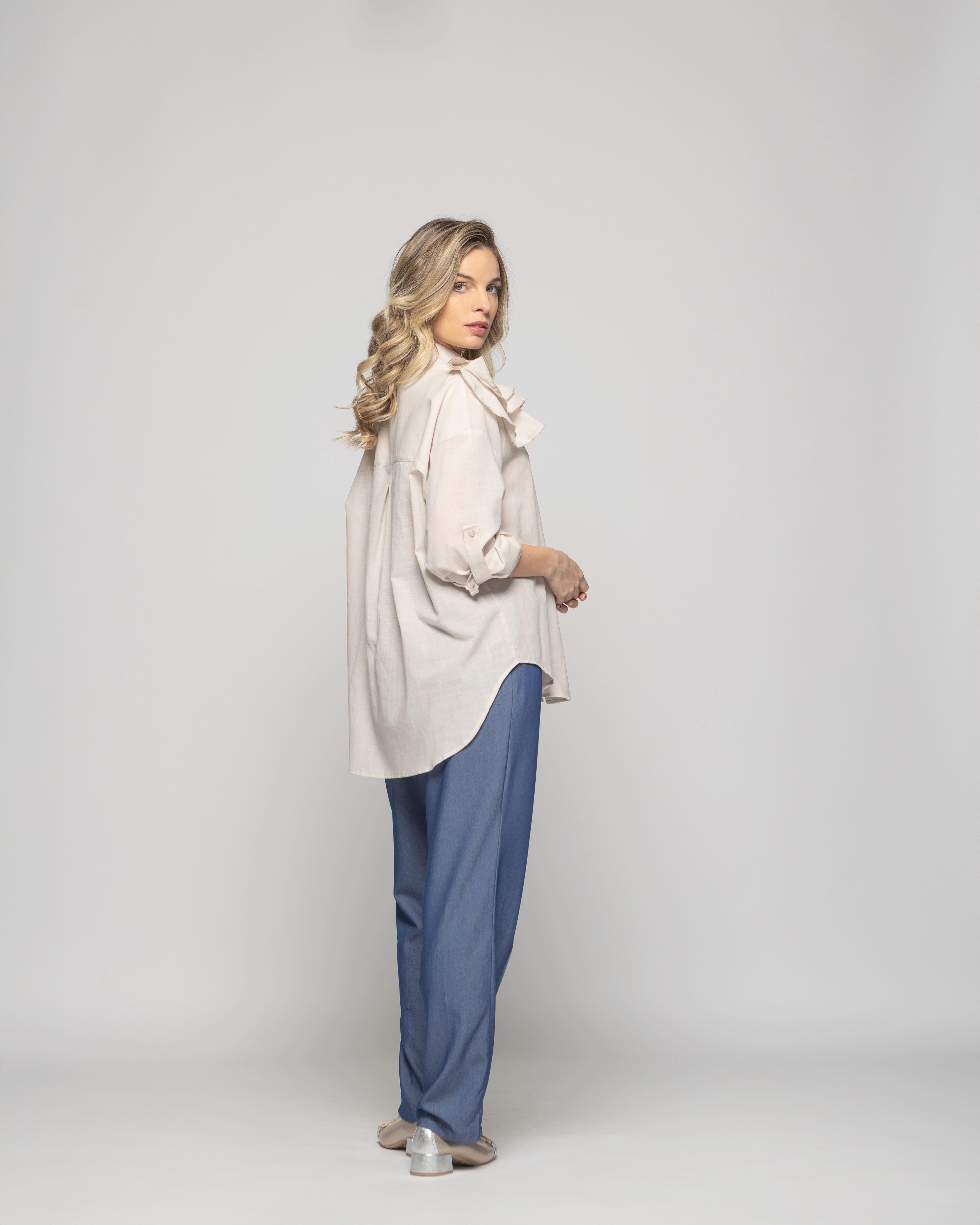 Blusa Mujer Buganvilla Camisera Viscosa Manga Larga Detalle Flor Beige Ludovica-4