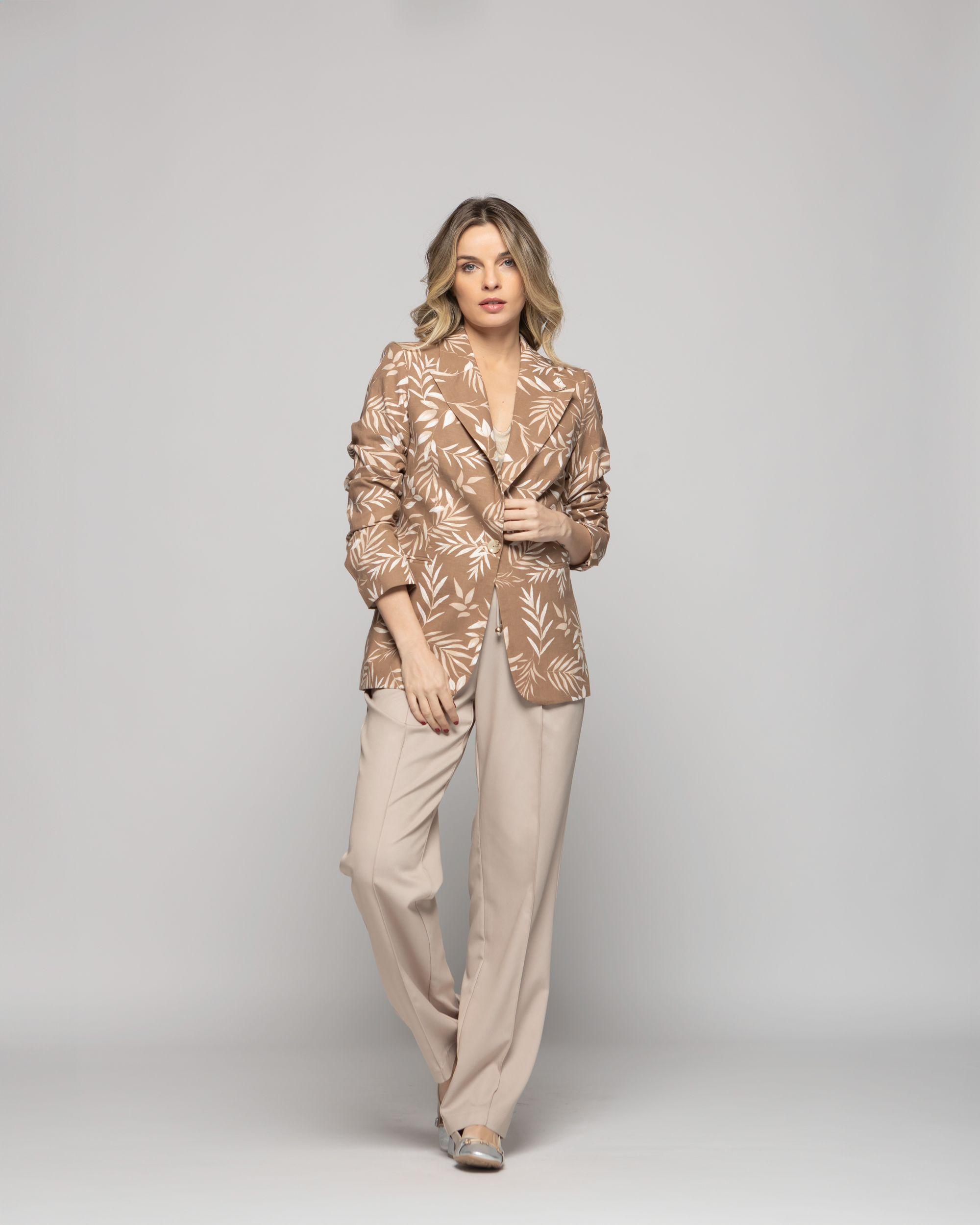 Blazer Mujer Magnolia Clásico Estampado Hojas Beige Ludovica-1