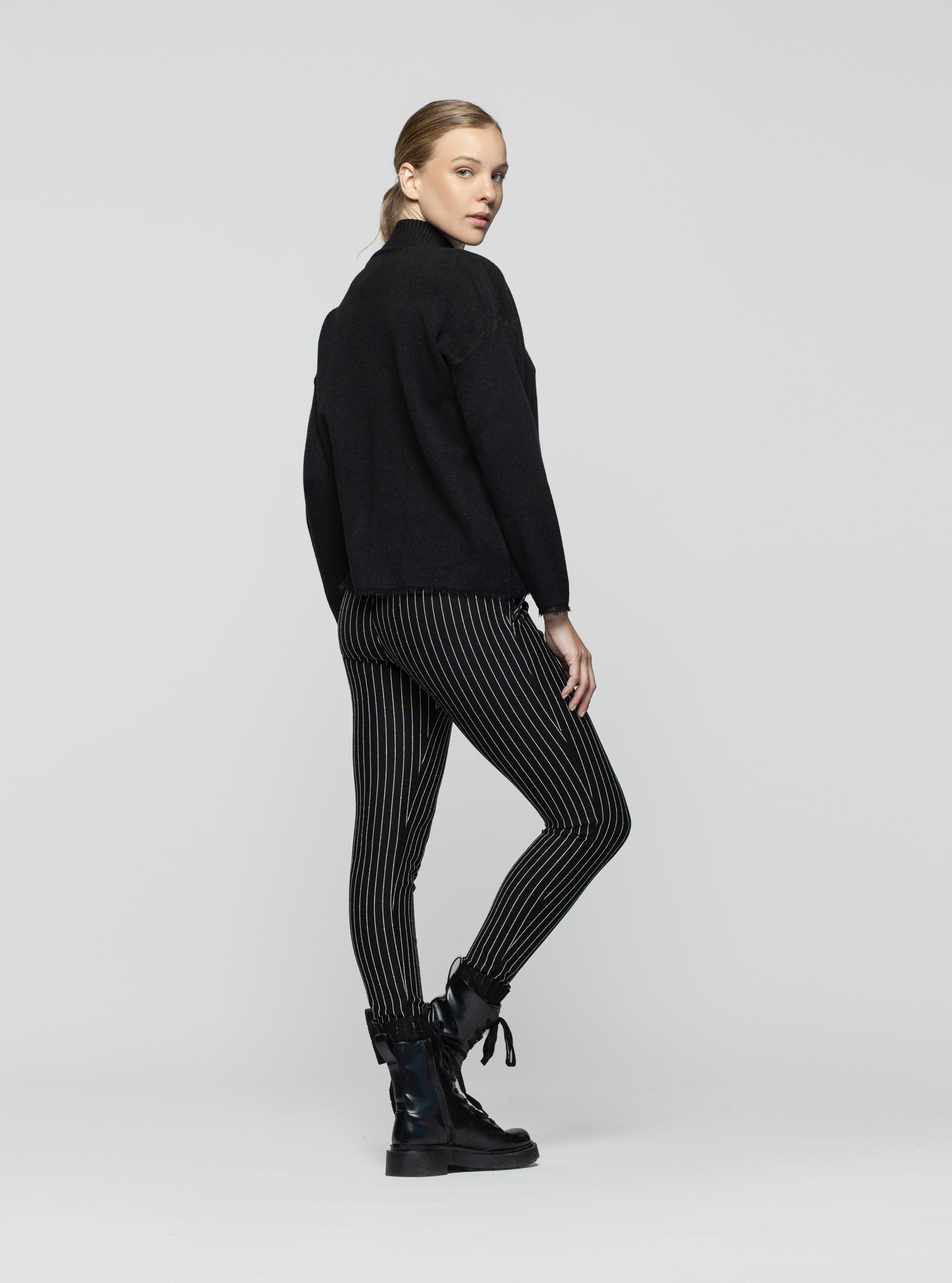 Pantalon Mujer Kariel Negro Lineatre-2
