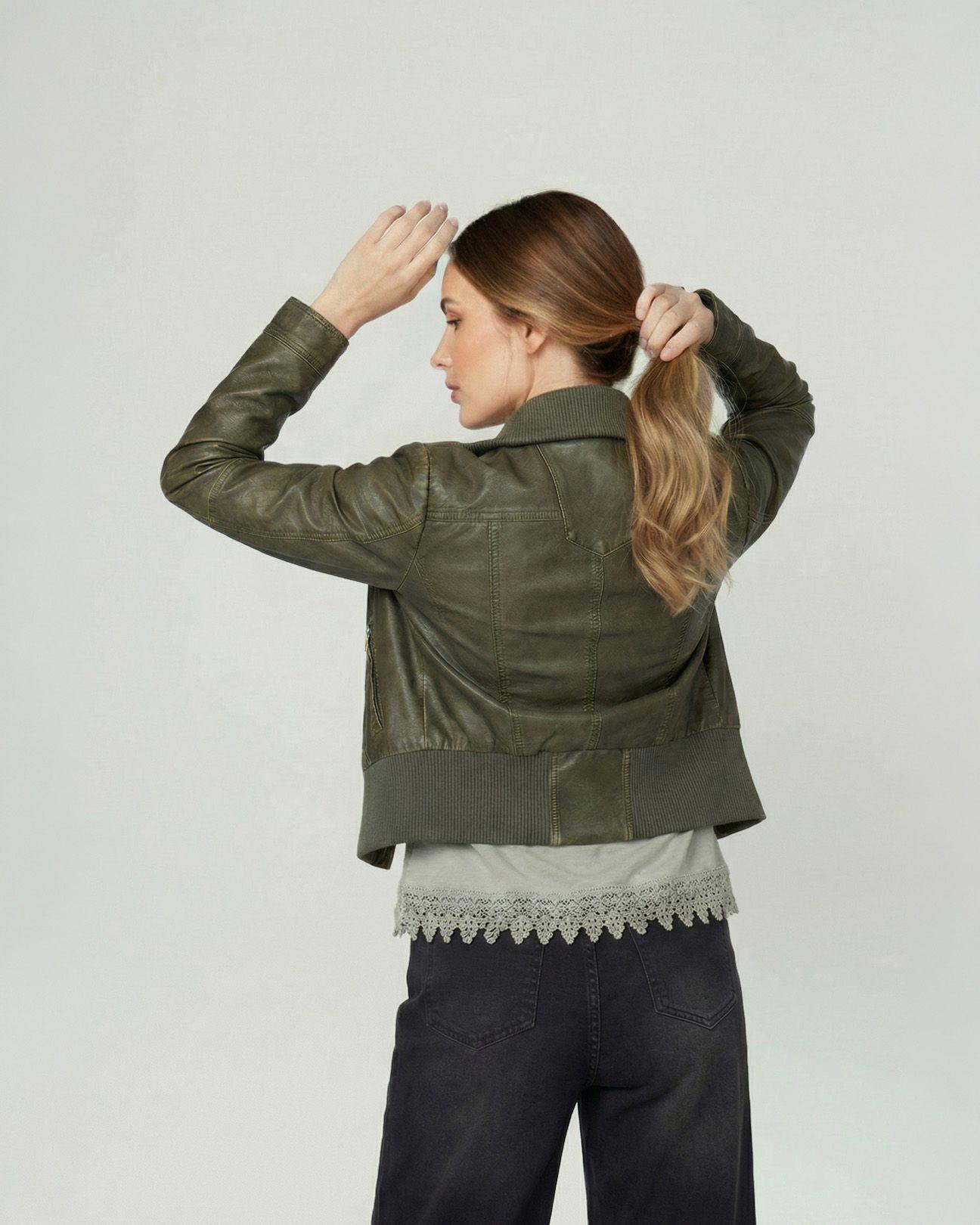 Chaqueta Mujer Francisca Regular  Cuello Alto Solapa Manga Suelta Militar Lineatre-1