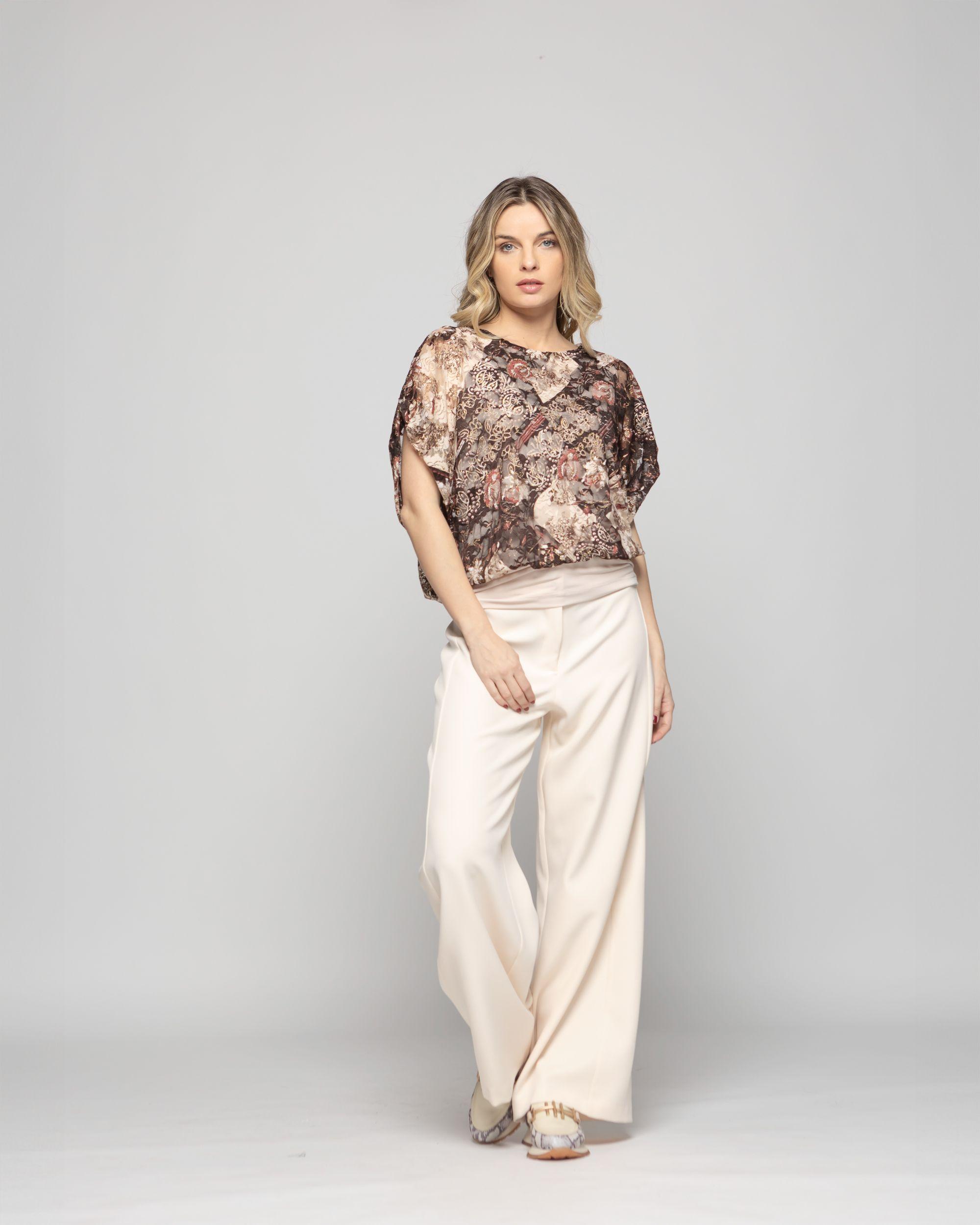 Polera Nigella Manga Caída Encaje Floral Café Chocolate Ludovica-1
