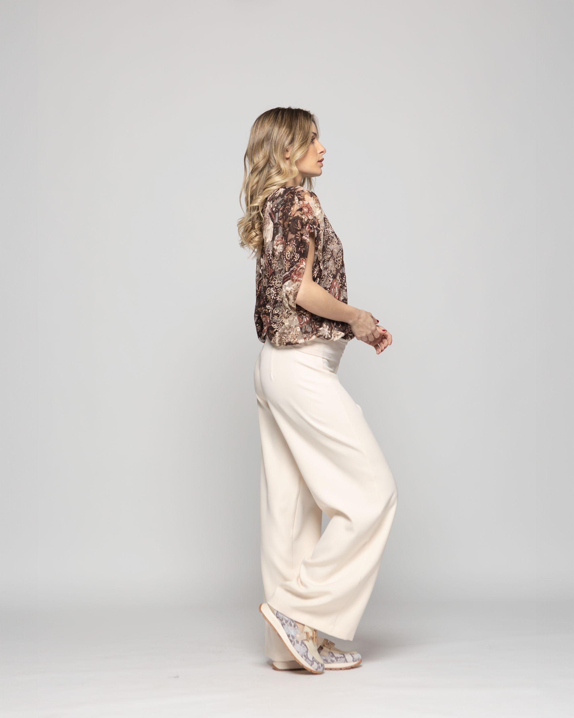 Polera Nigella Manga Caída Encaje Floral Café Chocolate Ludovica-5