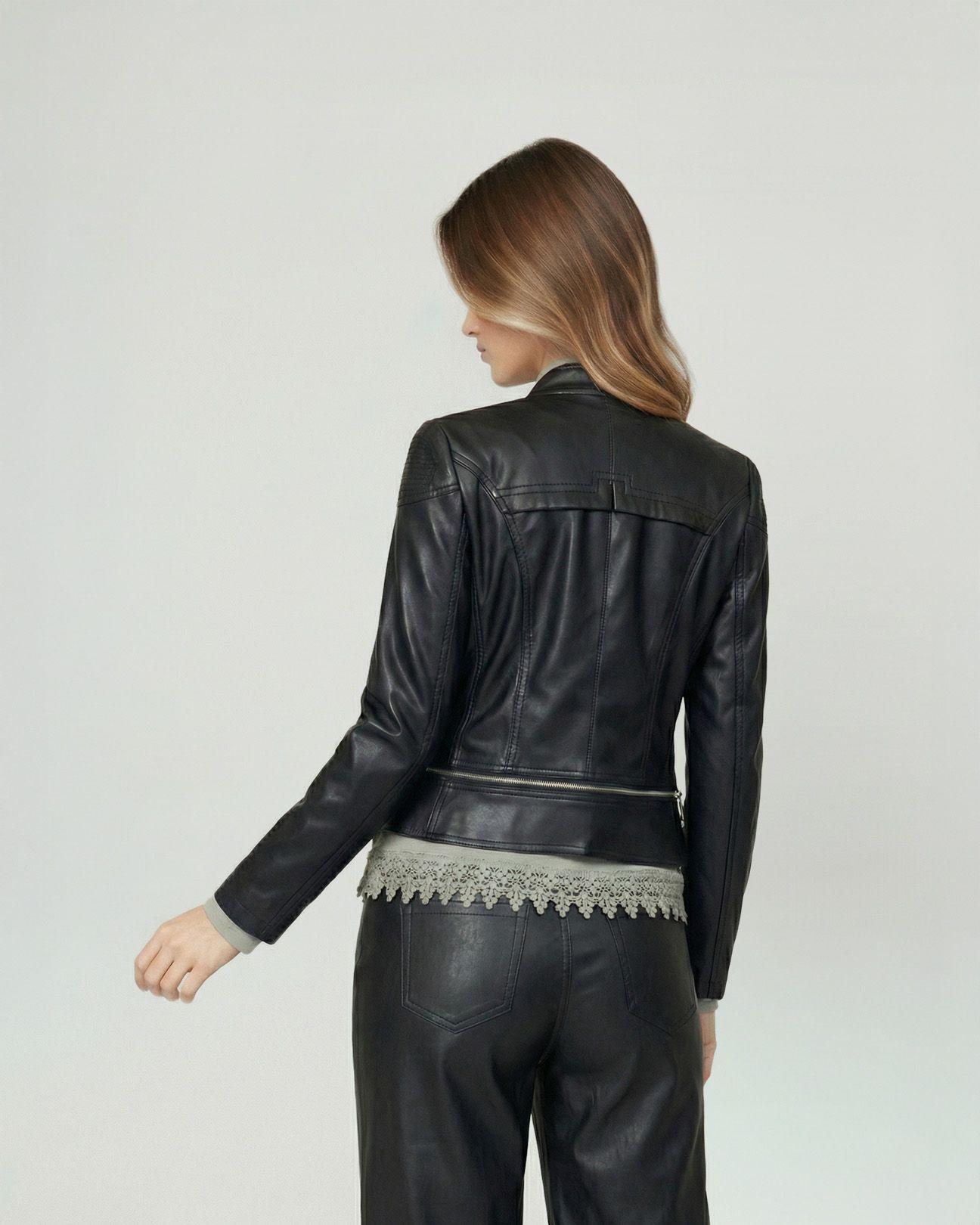 Chaqueta Mujer Silvana Slim Fit Cuello En V Solapa Manga Ajustada Negro Lineatre-3