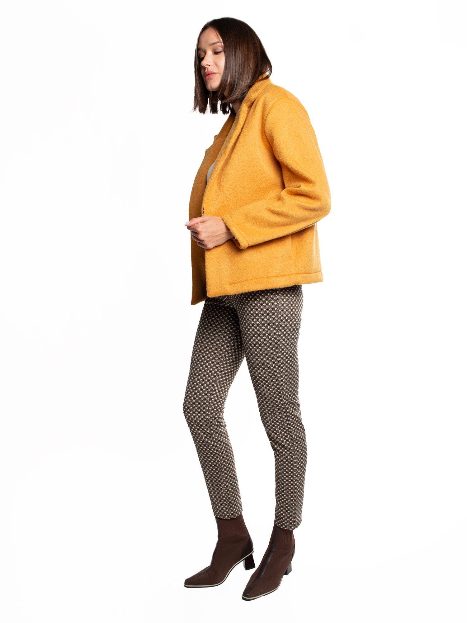 Chaqueta Mostaza Lineatre-3