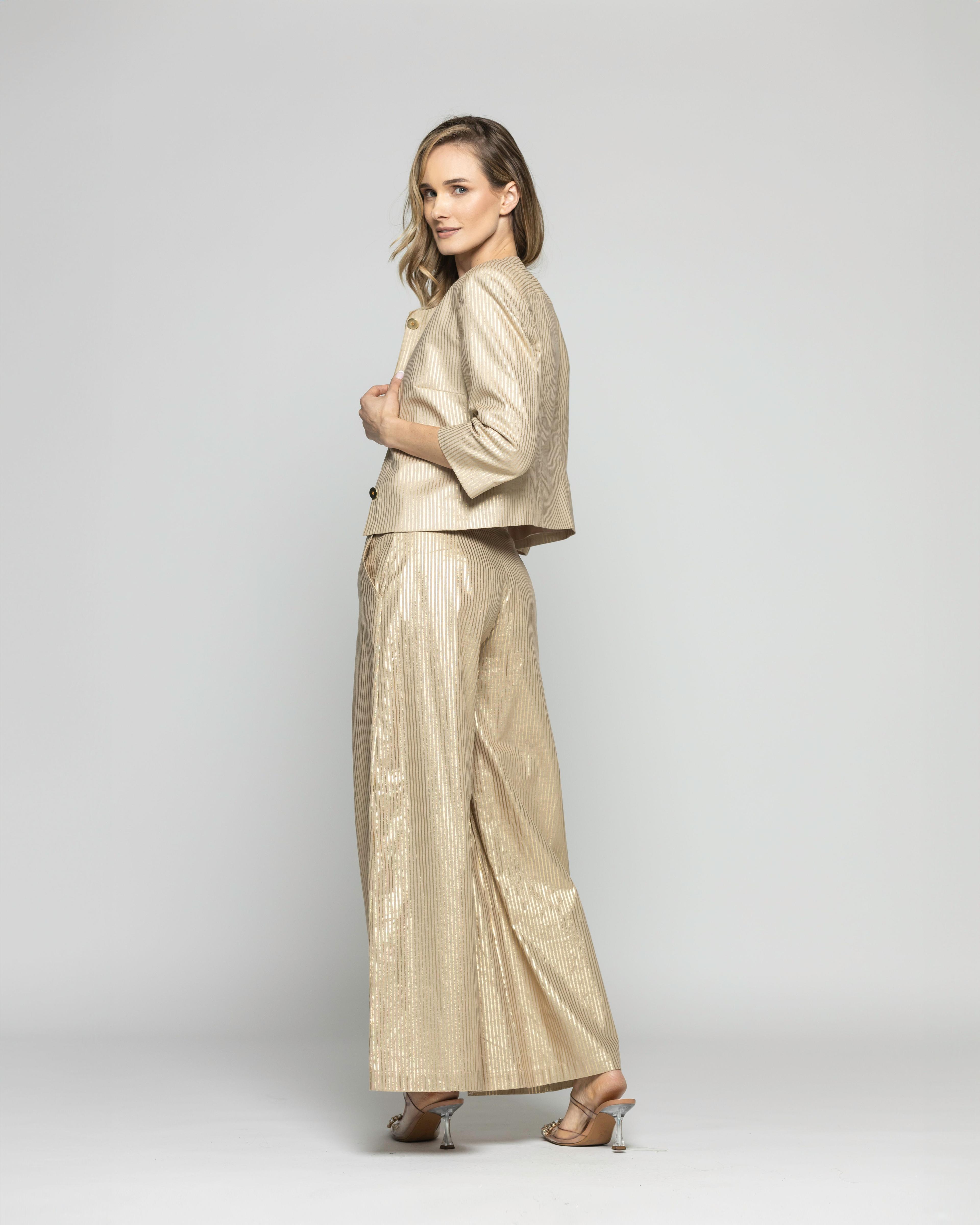 Blazer Mujer Iris Corto Escote Redondo Algodón Manga 3/4 Folia Beige Ludovica-4