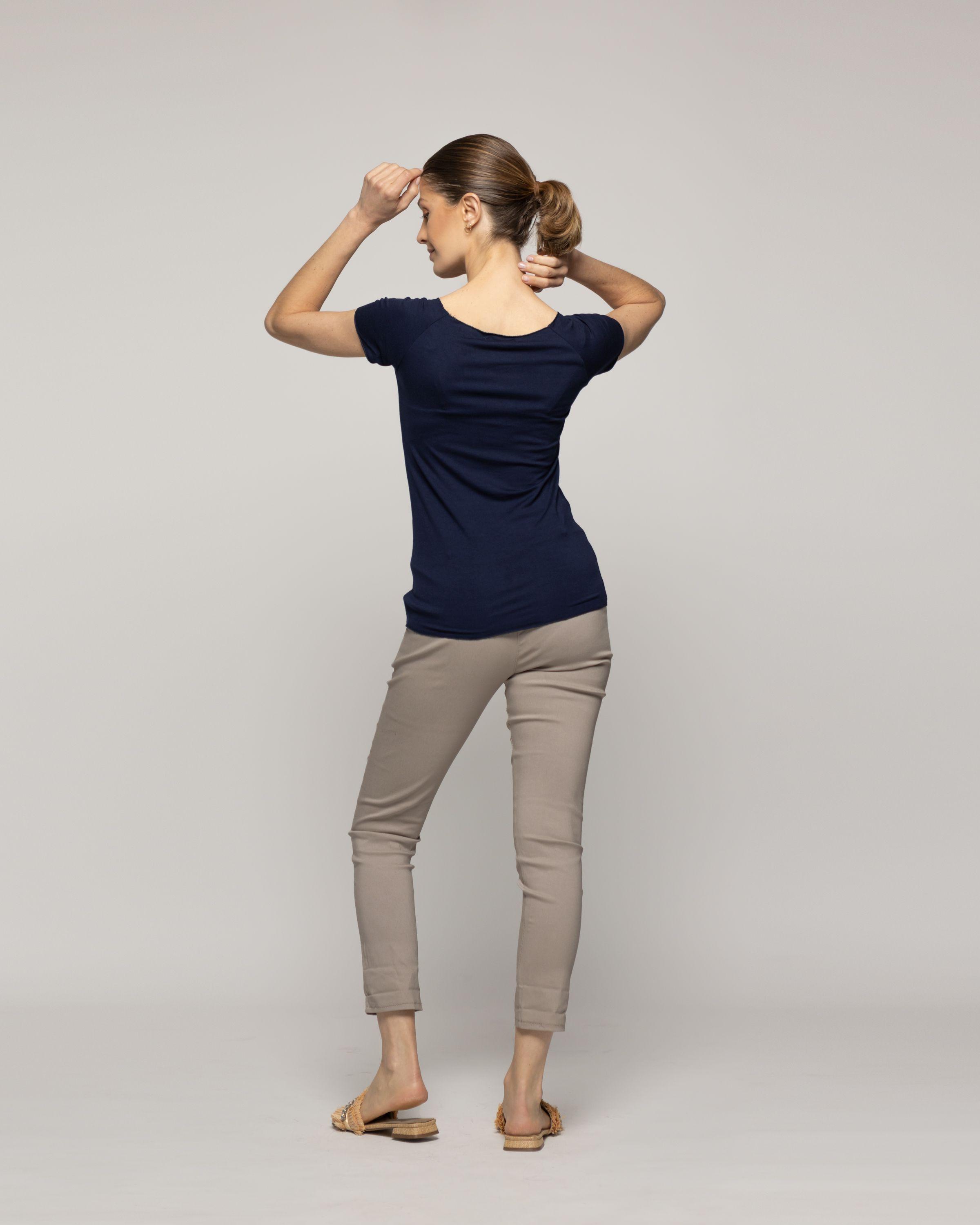 Polera Mujer Oliana Manga Corta Básica Azul Lineatre-2