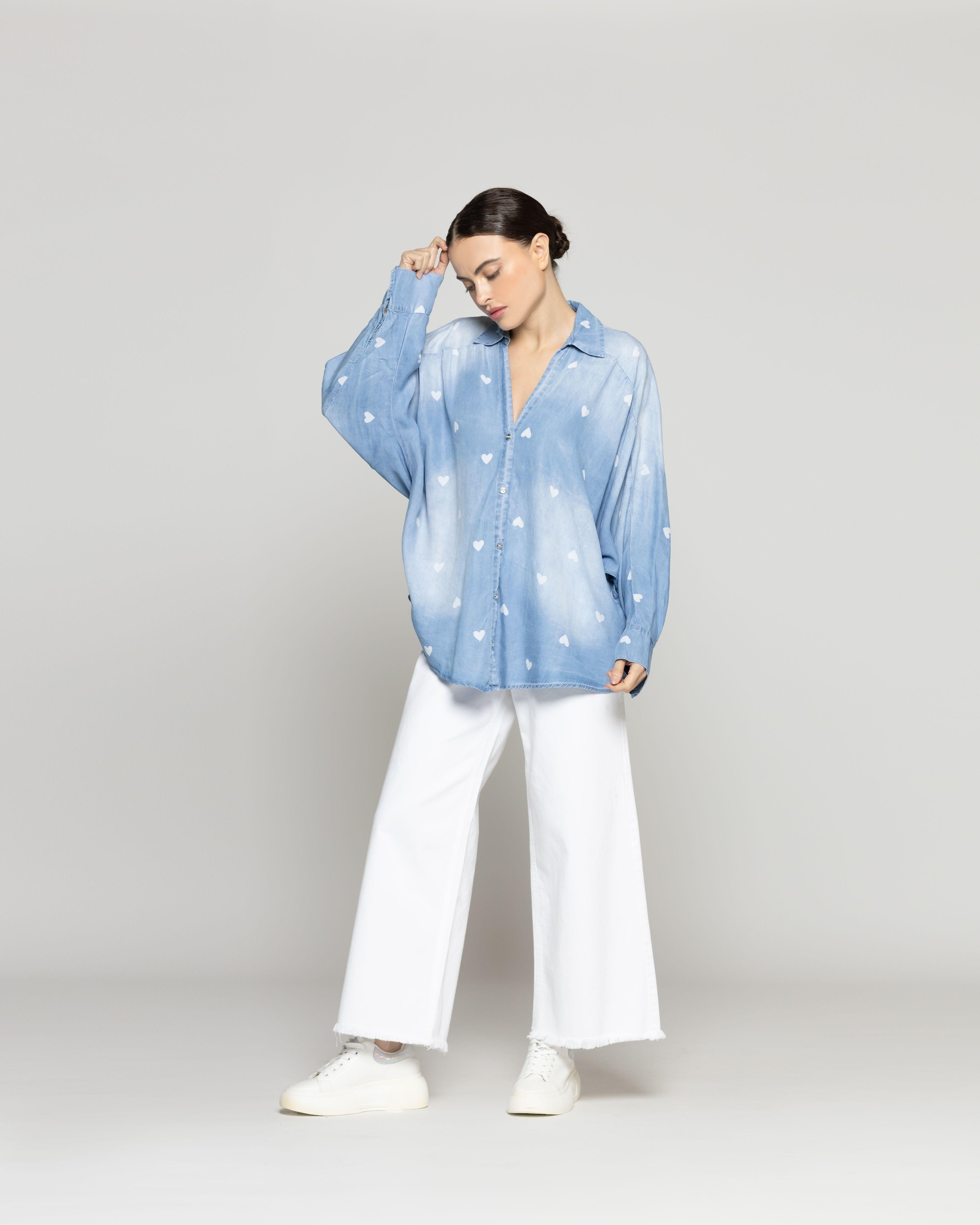 Blusa Mujer Braya Camisera con Corazones Denim Desgastado Lineatre-4