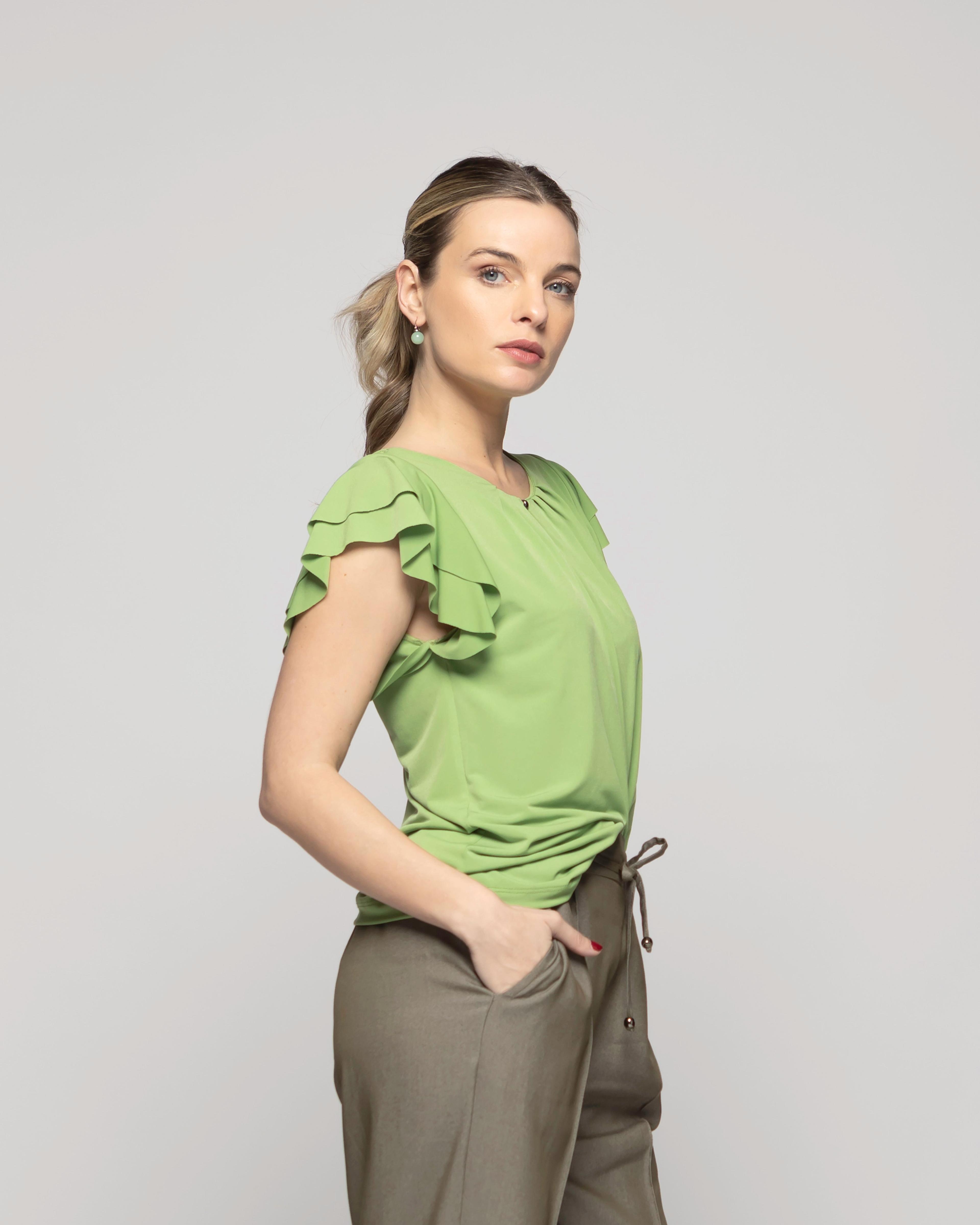 Polera Mujer Nenúfar Escote Redondo Mangas Con Vuelos Verde Pistacho Ludovica-1