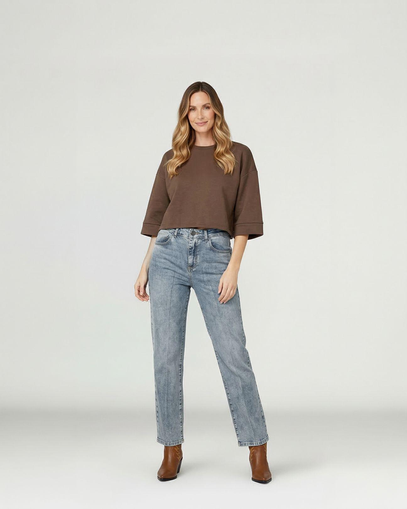 Poleron Mujer Consuelo Relaxed Cuello Redondo Manga Acampanada Chocolate Lineatre-3