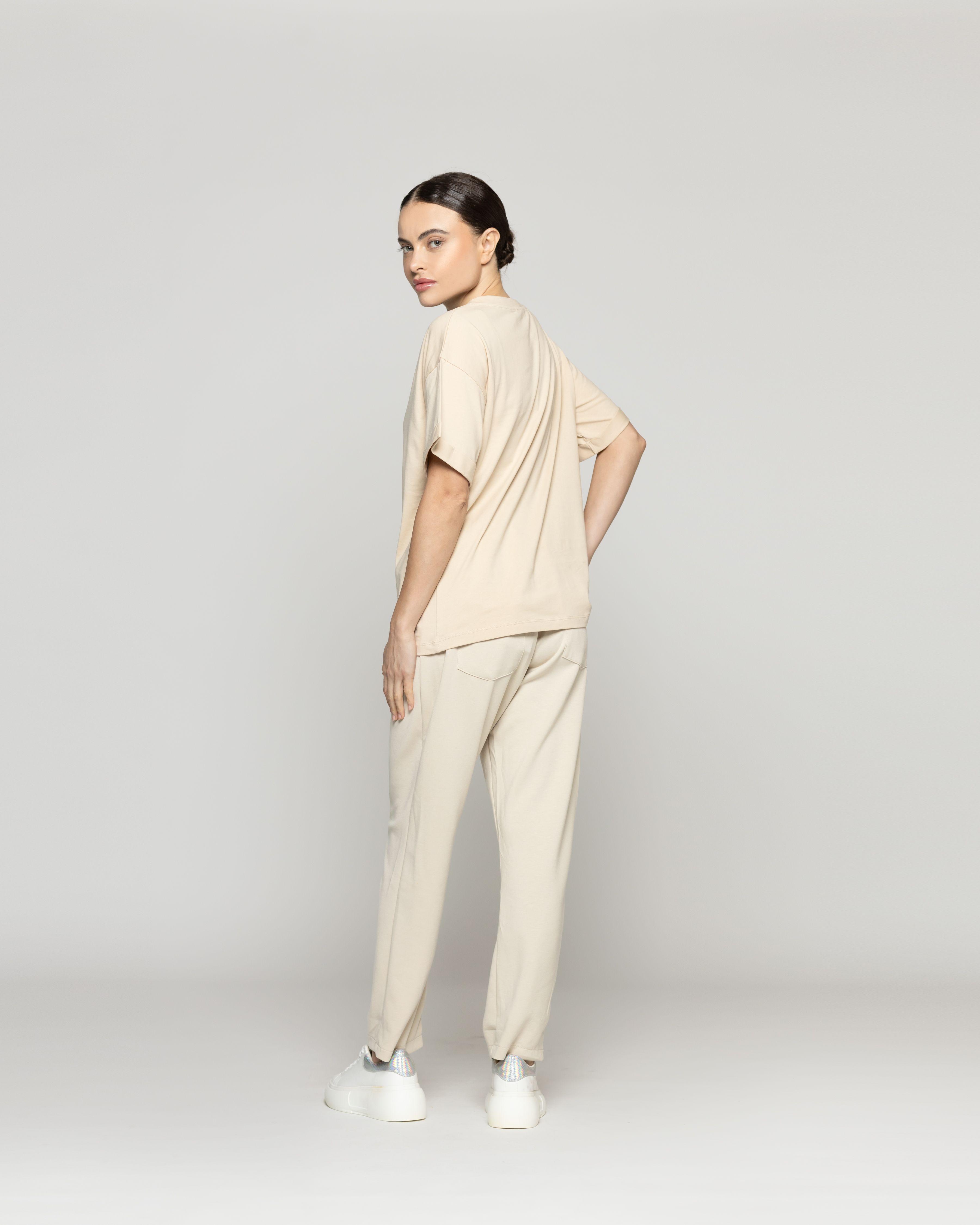 Polera Mujer Básico Ornella Escote V Beige Lineatre-3