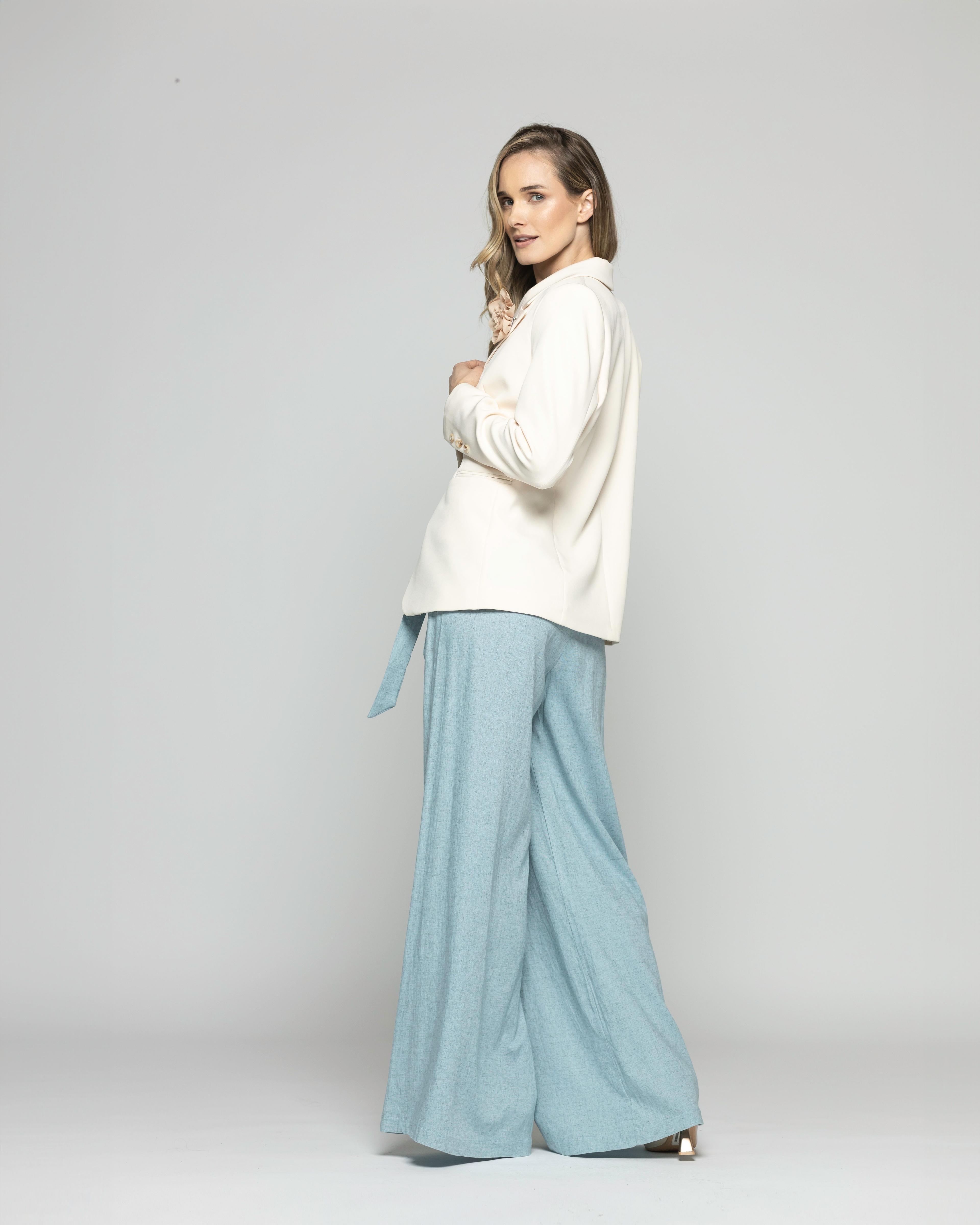 Blazer Mujer Lotus Clásico Con Flor Blanco Crema Ludovica-4