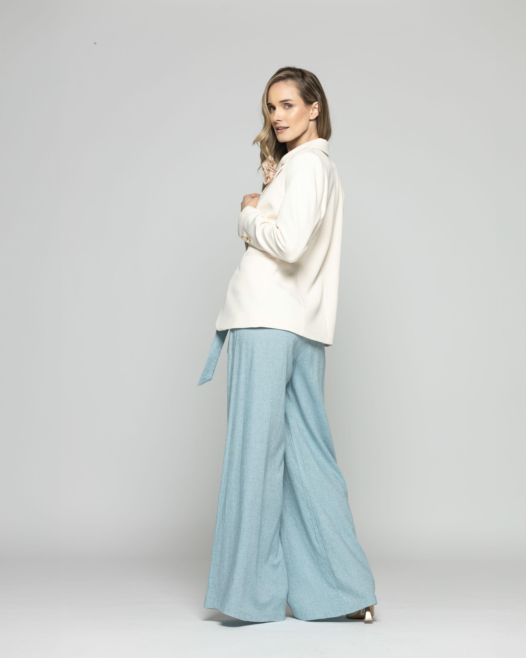 Blazer Mujer Lotus Clásico Con Flor Blanco Crema Ludovica-5