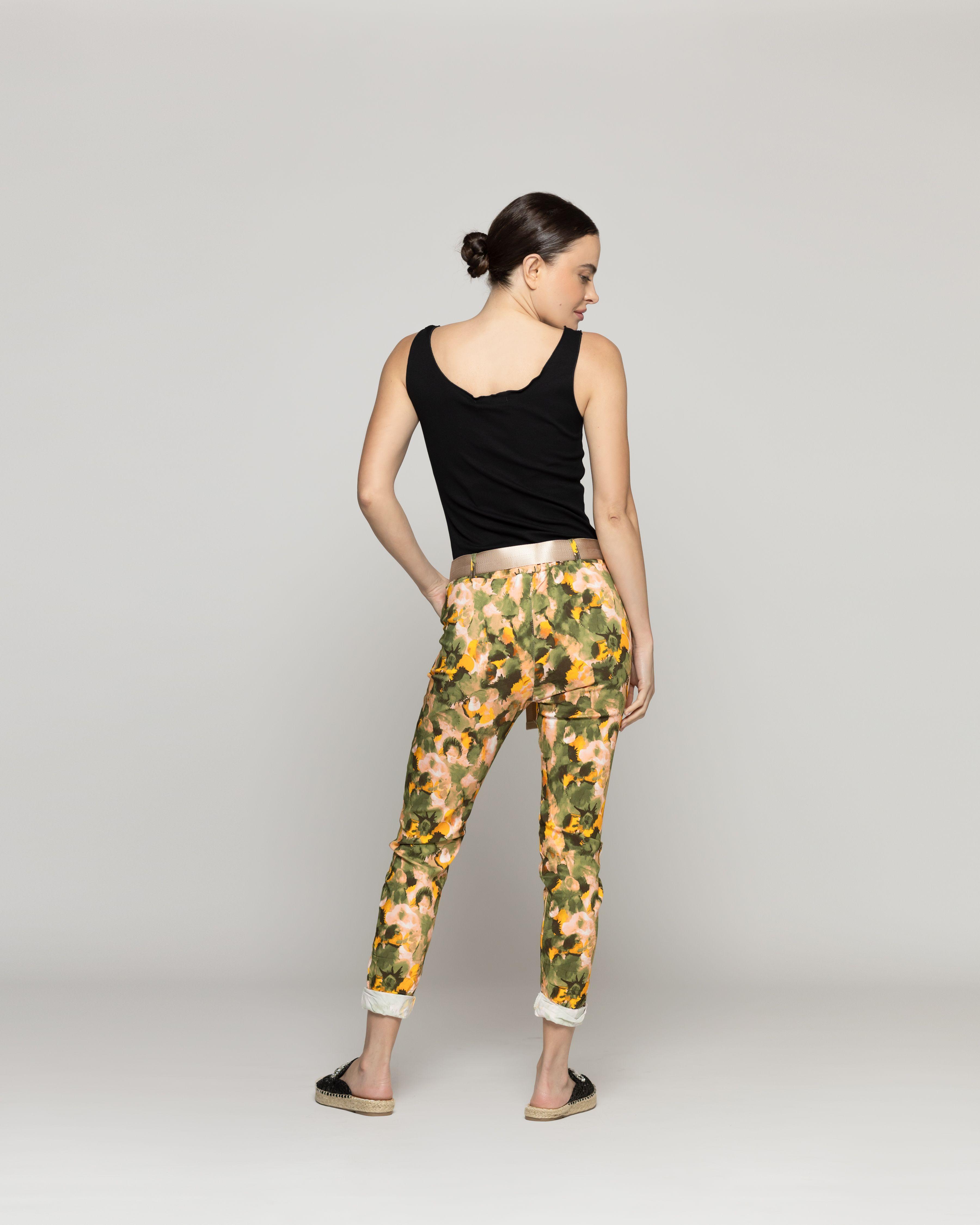 Pantalón Mujer Phedra Con Estampado Floral Verde Militar Lineatre-2