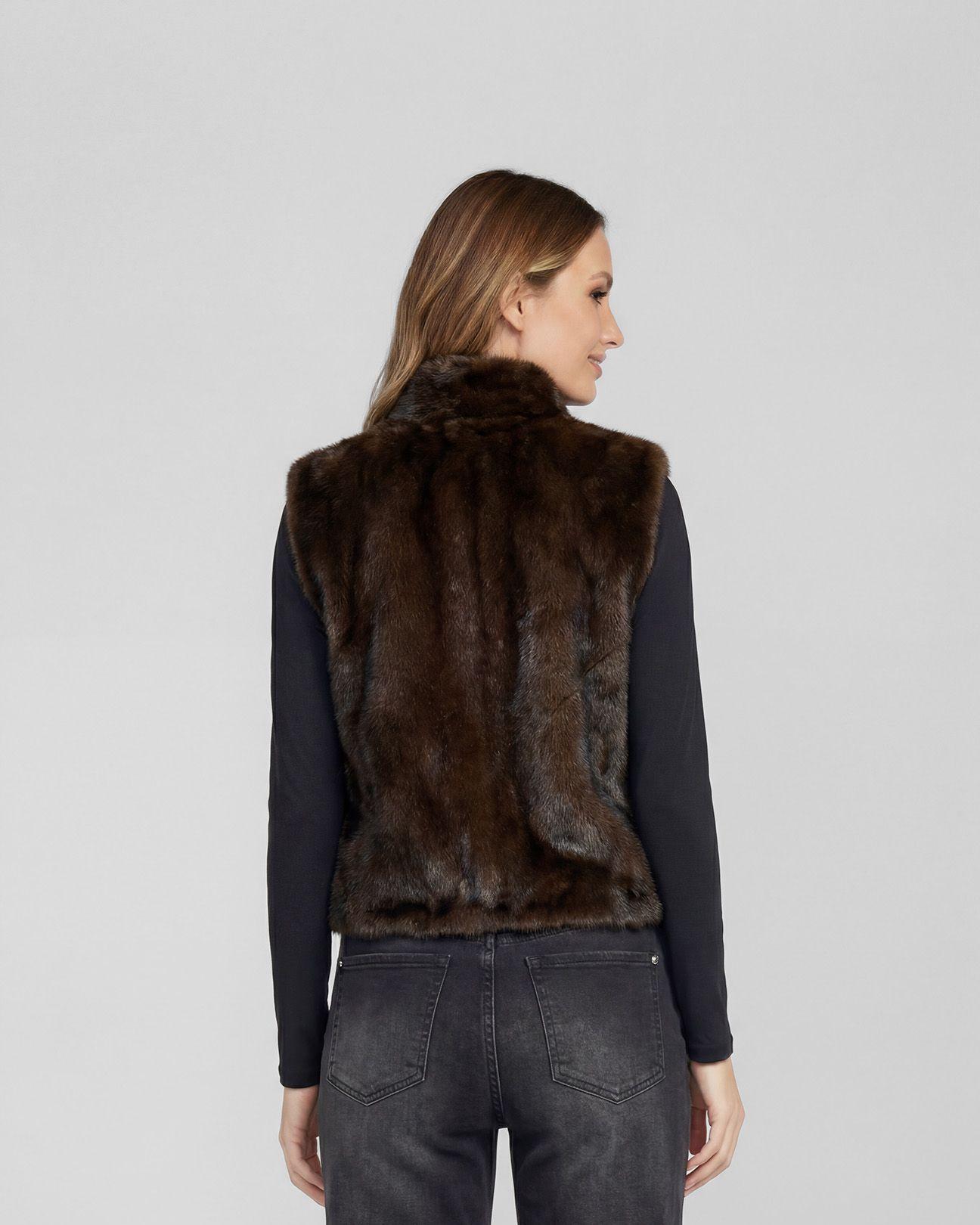 Chaqueta Mujer Isidora Relaxed Cuello Medio Alto Con Cierre Moro Lineatre-1
