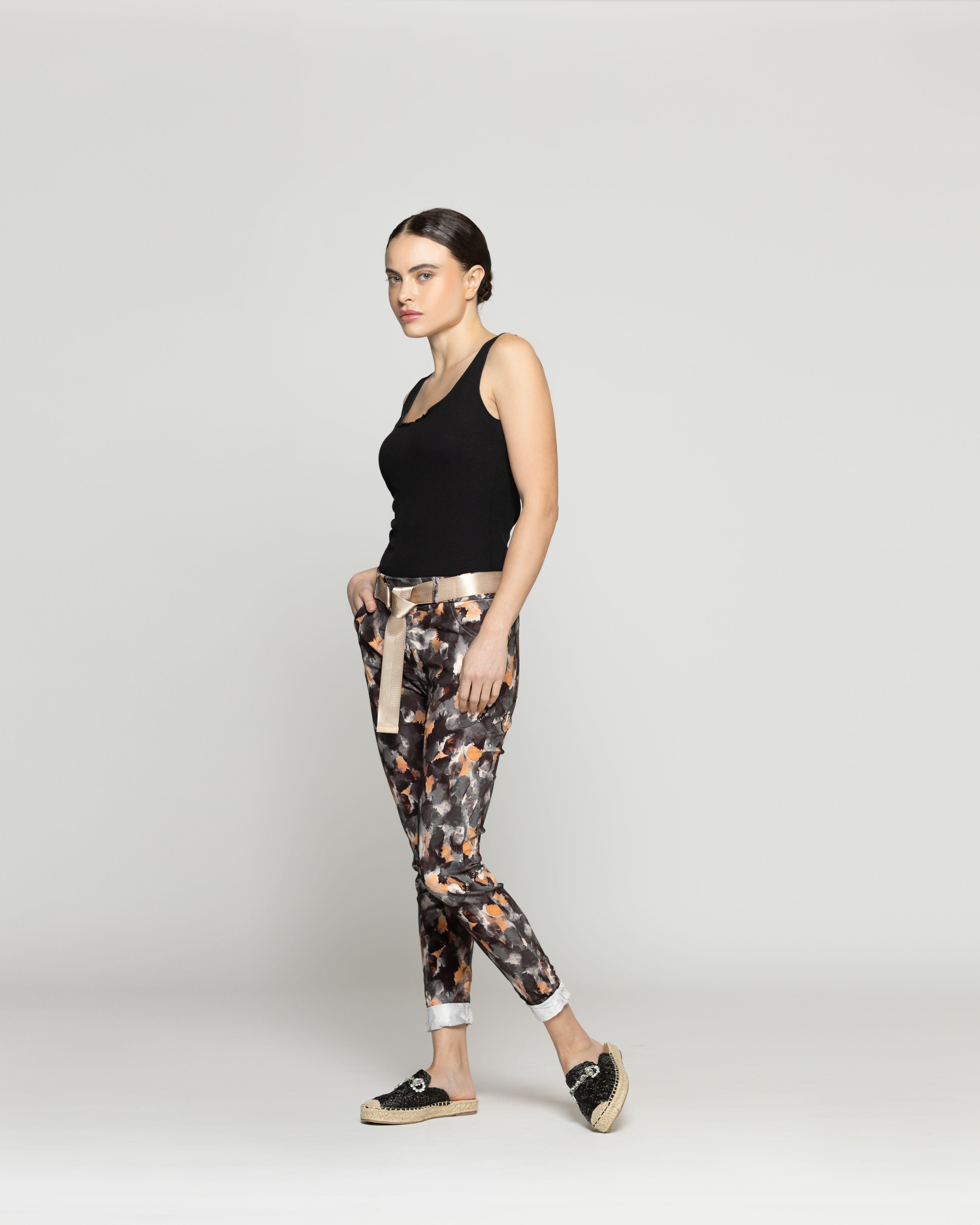 Pantalón Mujer Phedra Con Estampado Floral Negro Lineatre-3