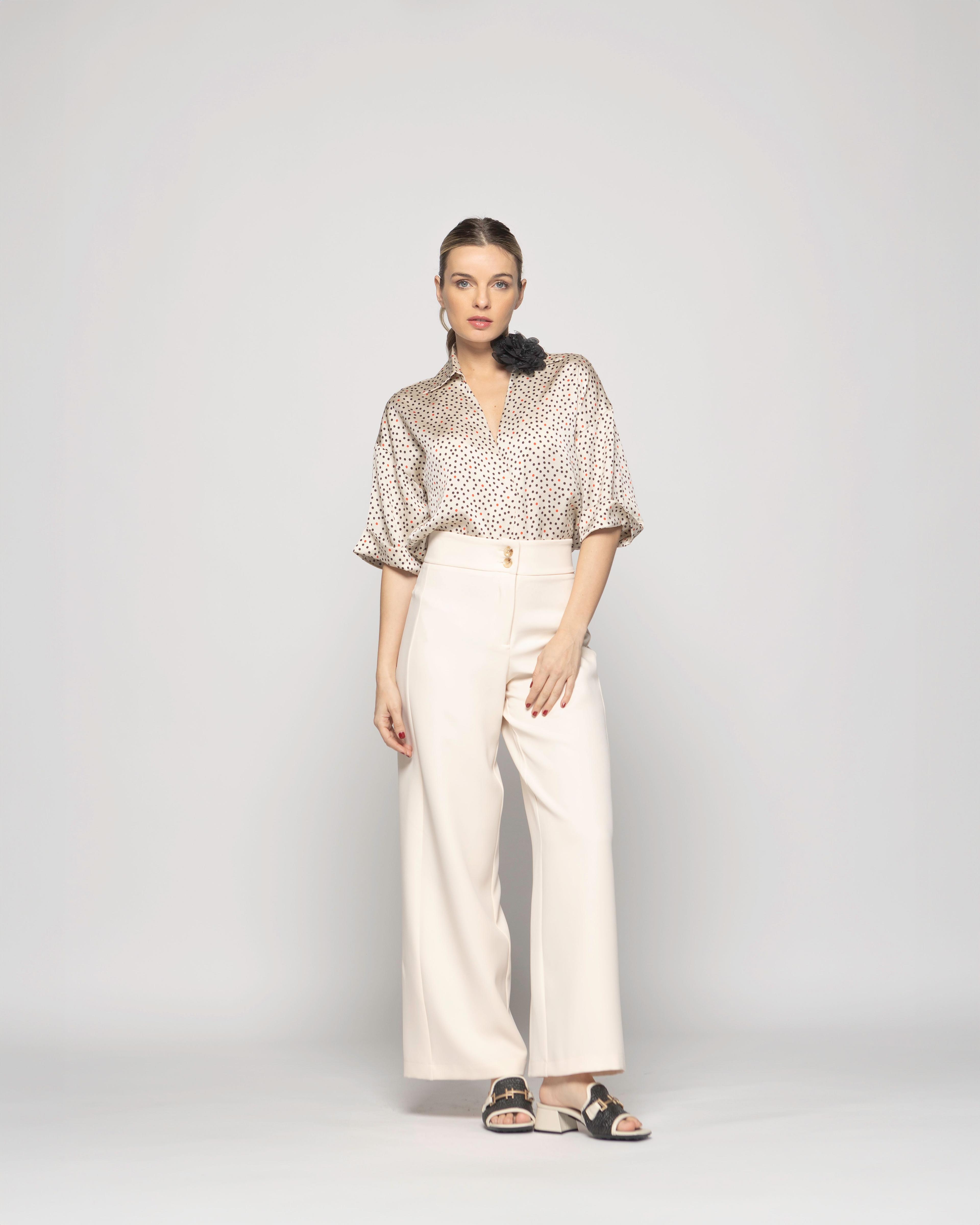 Blusa Mujer Boronia Escote V Estampado Lunares Colores Beige Ludovica-4