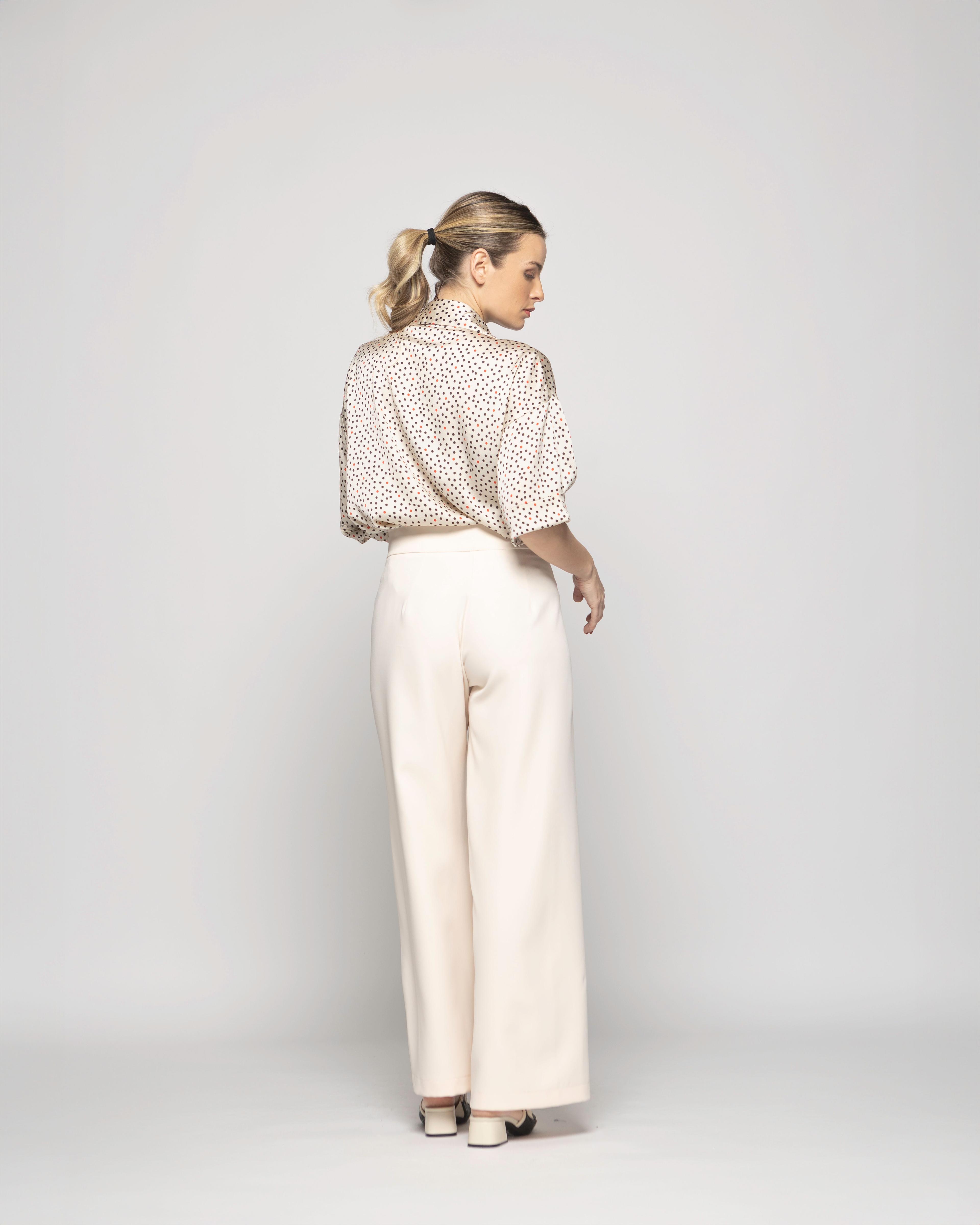 Blusa Mujer Boronia Escote V Estampado Lunares Colores Beige Ludovica-4