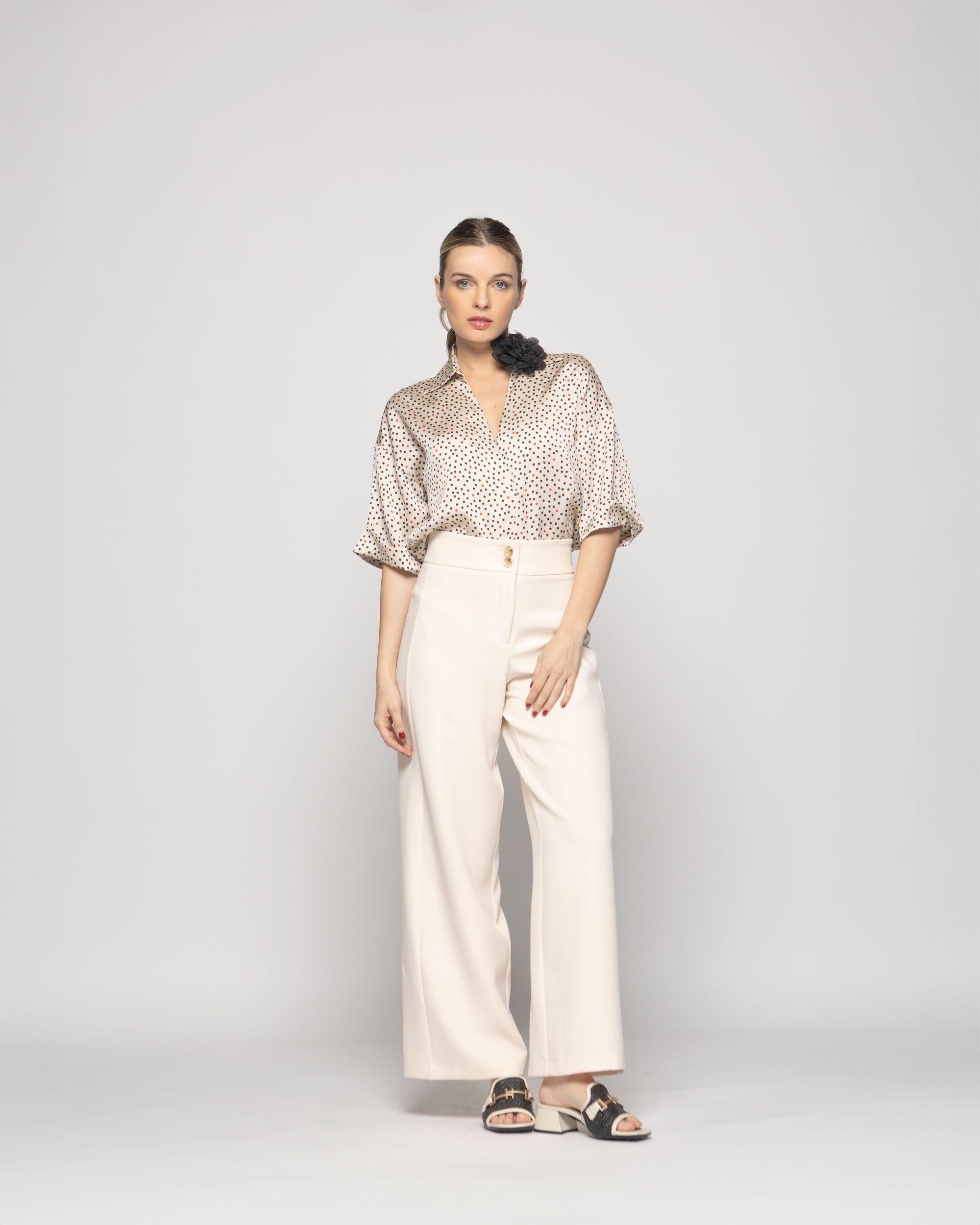 Blusa Mujer Boronia Escote V Estampado Lunares Colores Beige Ludovica-9