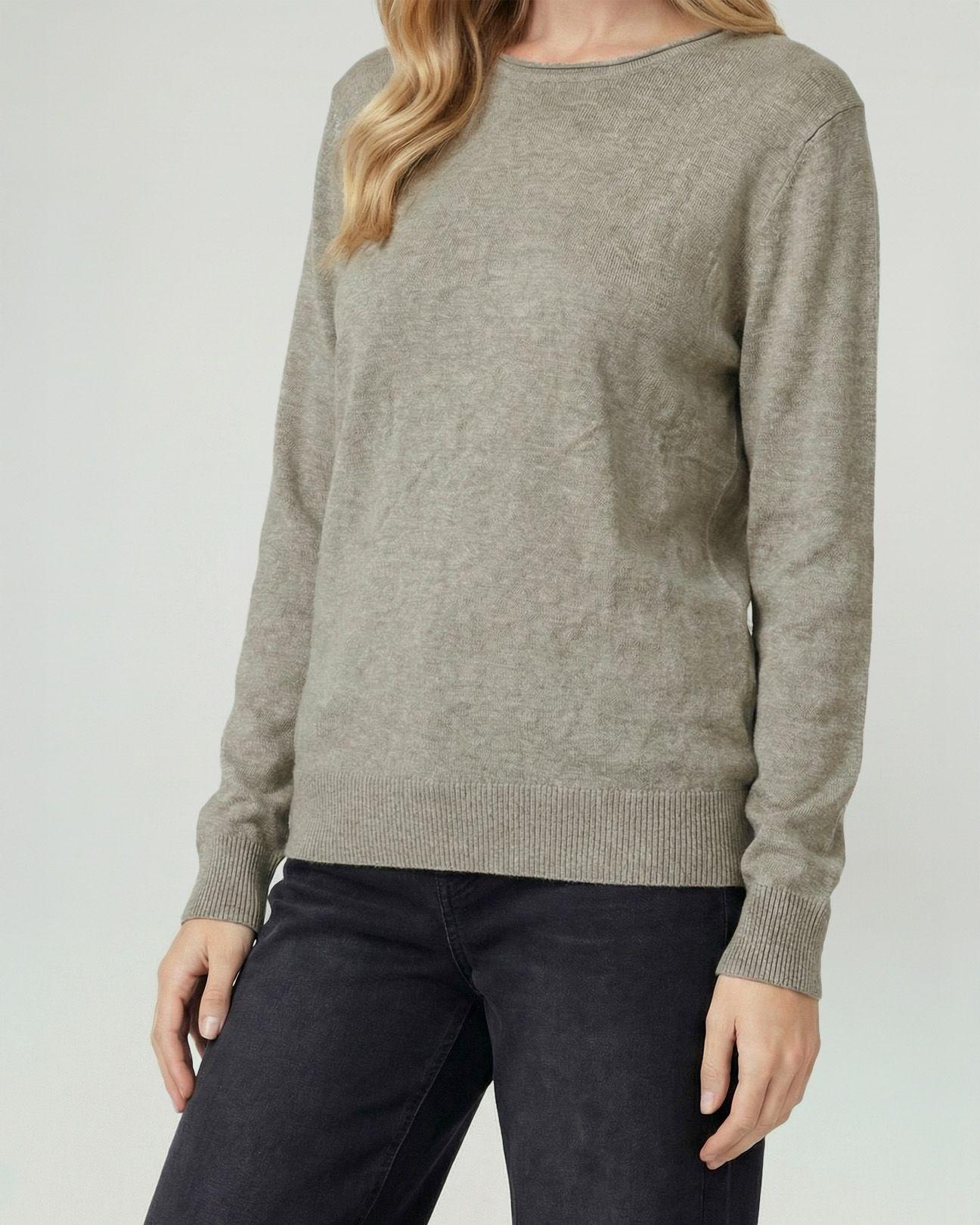 Sweater Mujer Marcela Relaxed Fit Cuello Redondo Manga Caída  Fango Lineatre-3