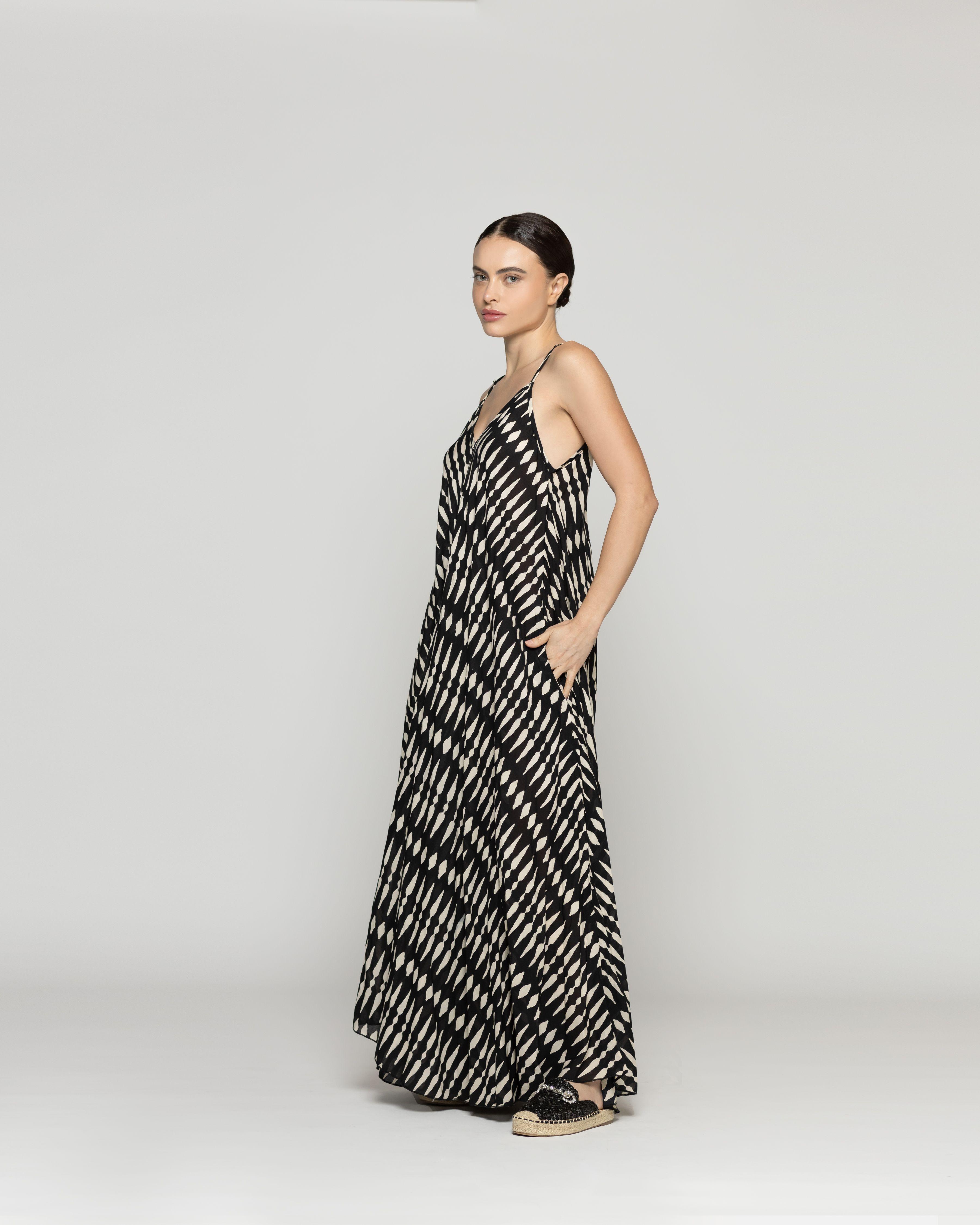 Vestido Mujer Viviette Estampado Geométrico Negro Lineatre-1
