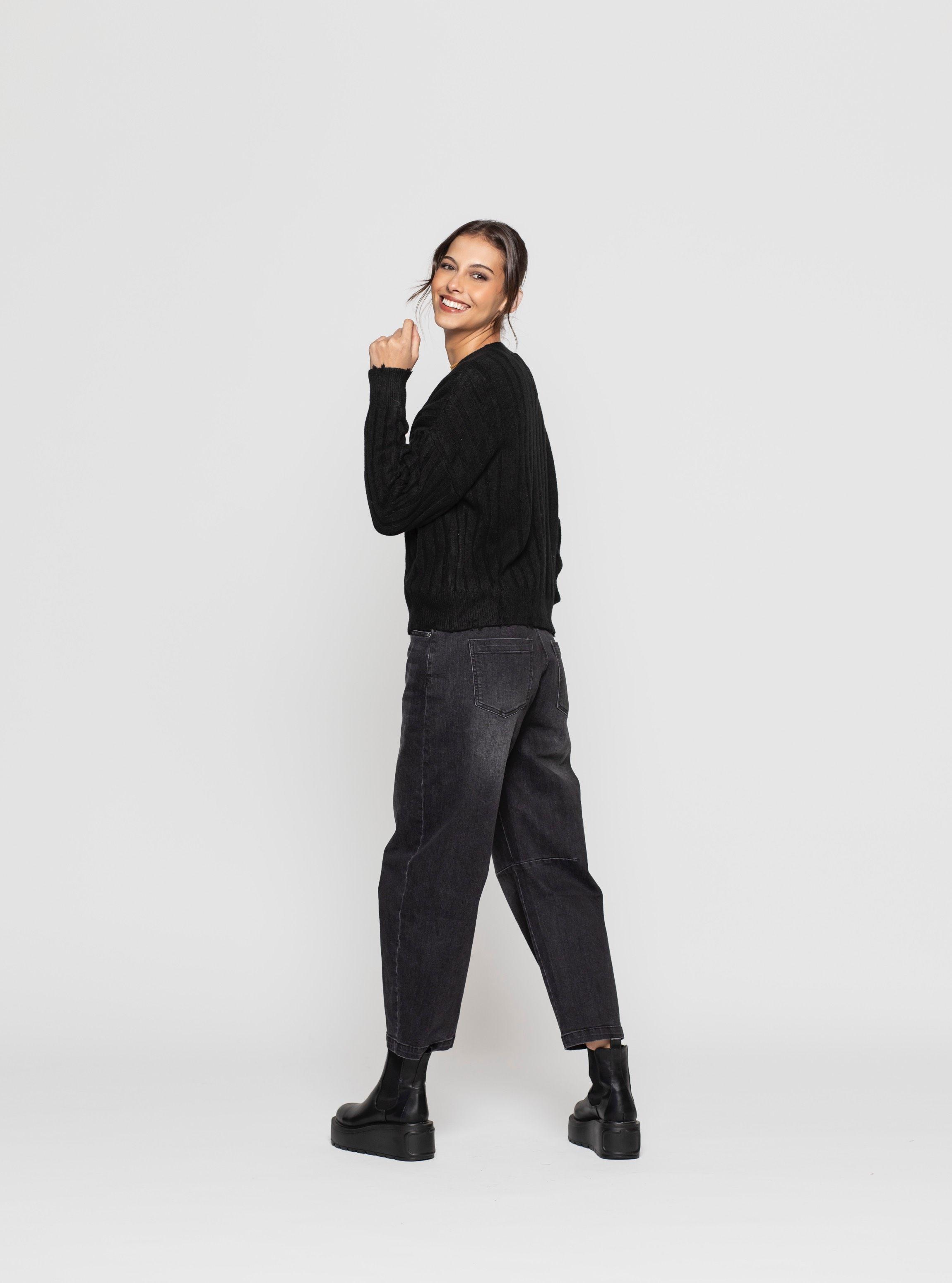 Sweater Mujer Tania Negro Lineatre-2