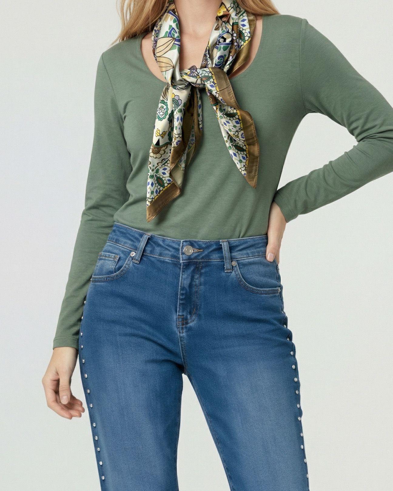 Pañuelo Mujer Rocío Amarillo Lineatre-2