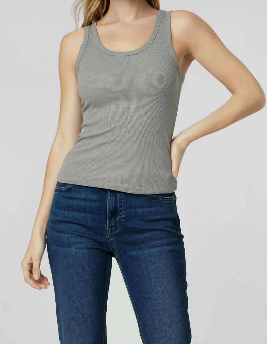 Top Mujer Básico Tullia Estilo Musculosa Verde Fango Lineatre-3