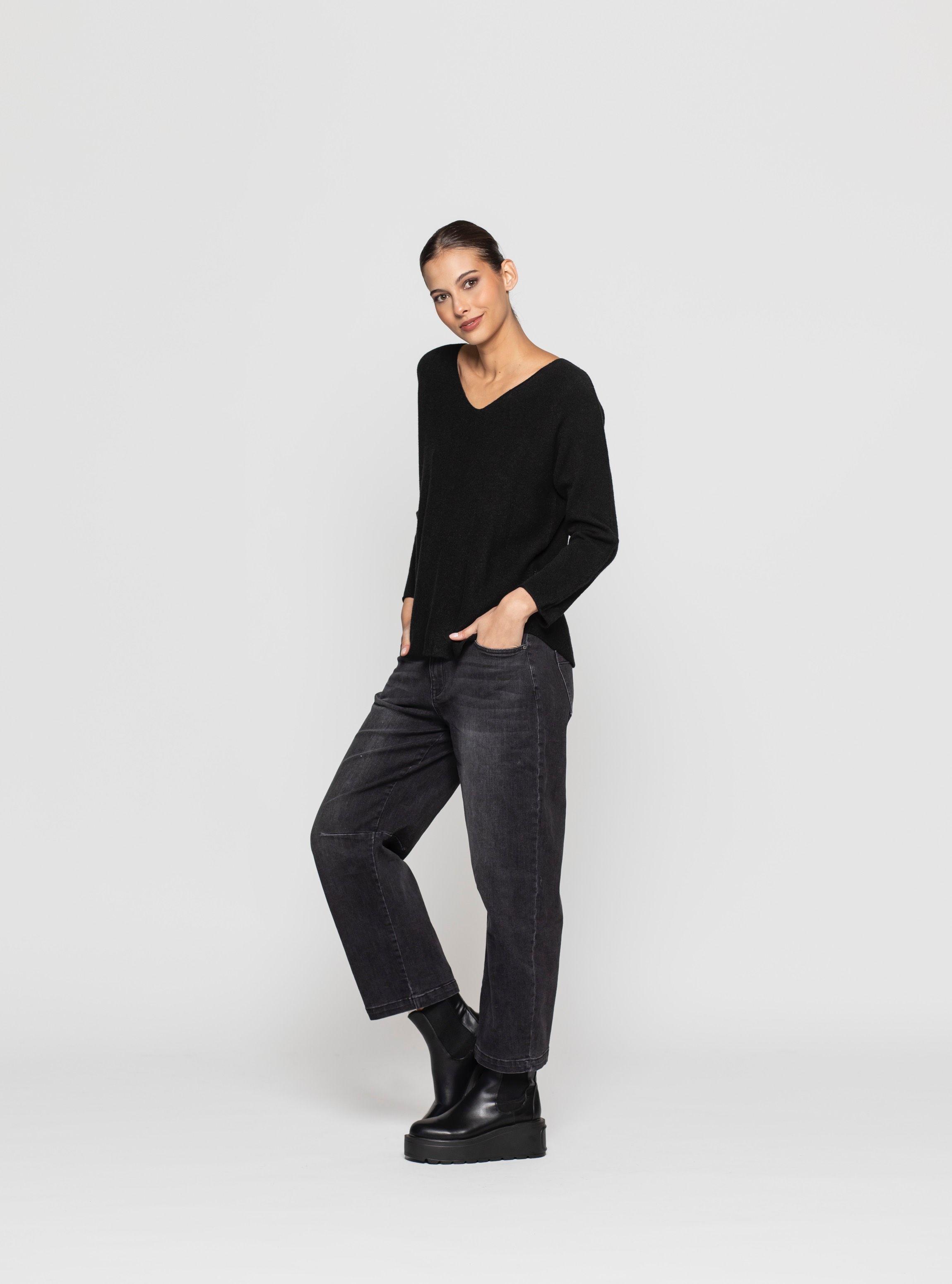 Sweater Mujer Corina Negro Lineatre-7