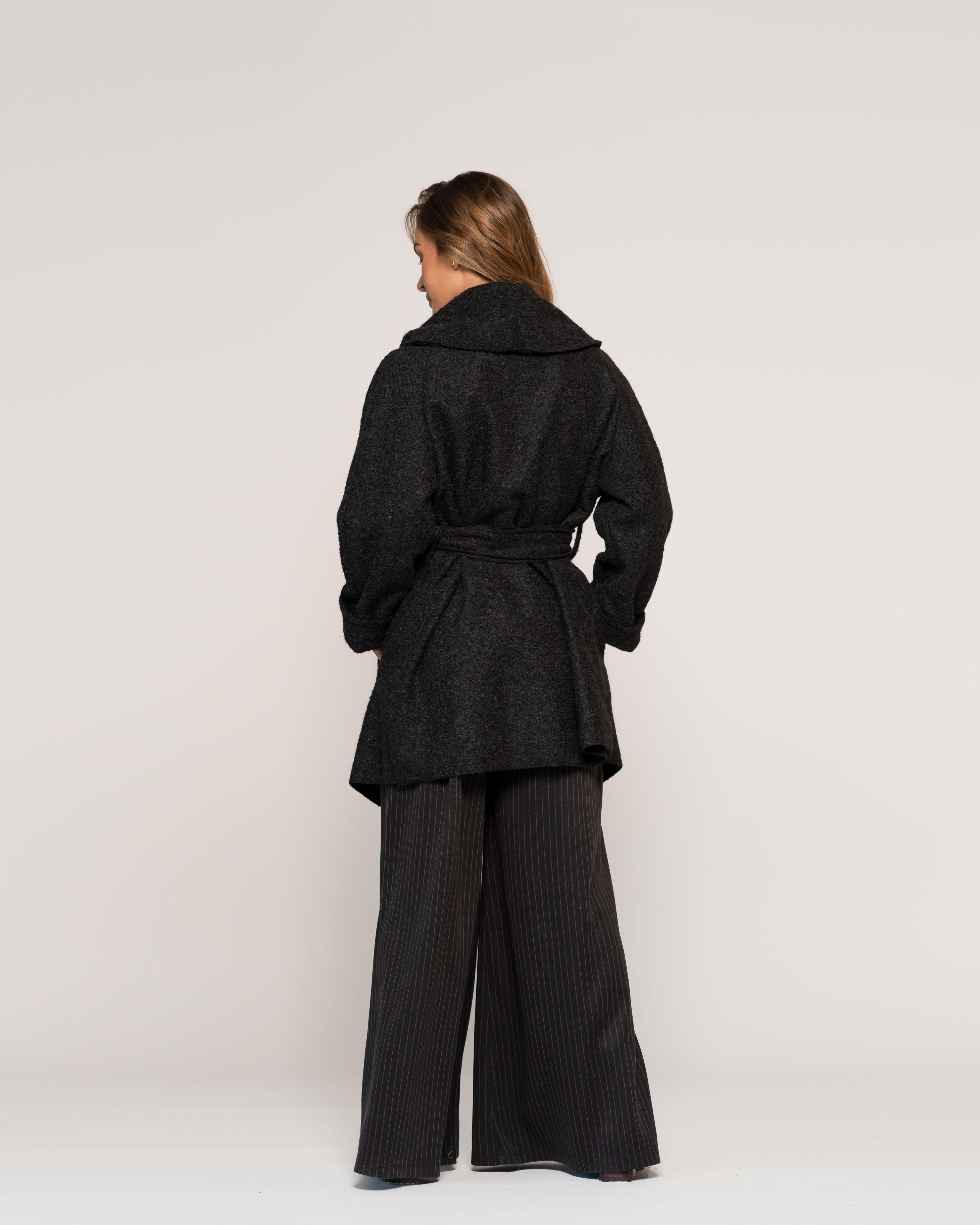 Chaqueta Negro Cruzado Tipo Bata Con Cinturón Afelpada Ludovica-2