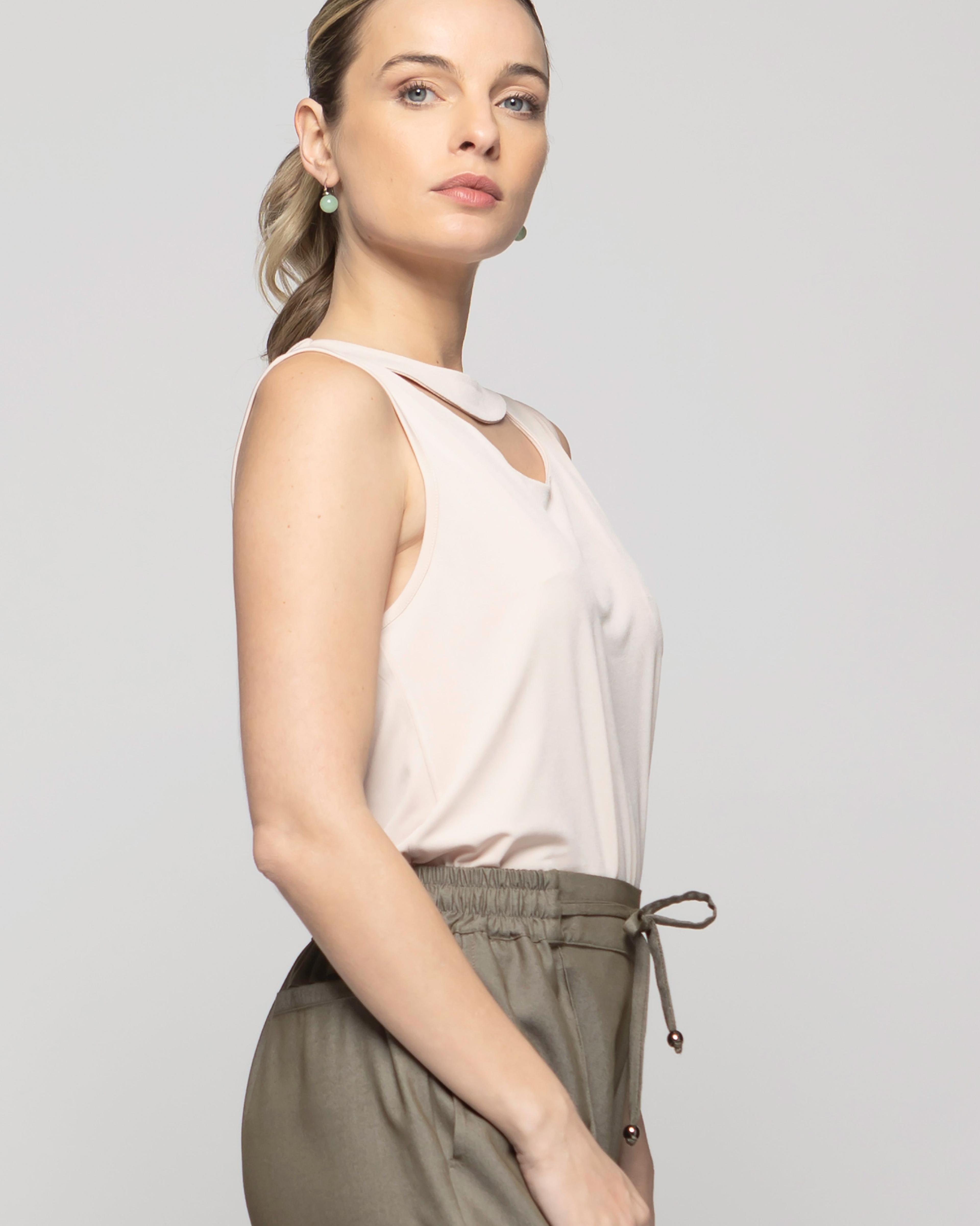 Polera Mujer Narciso Escote Medialuna Sin Mangas Nude Ludovica-7