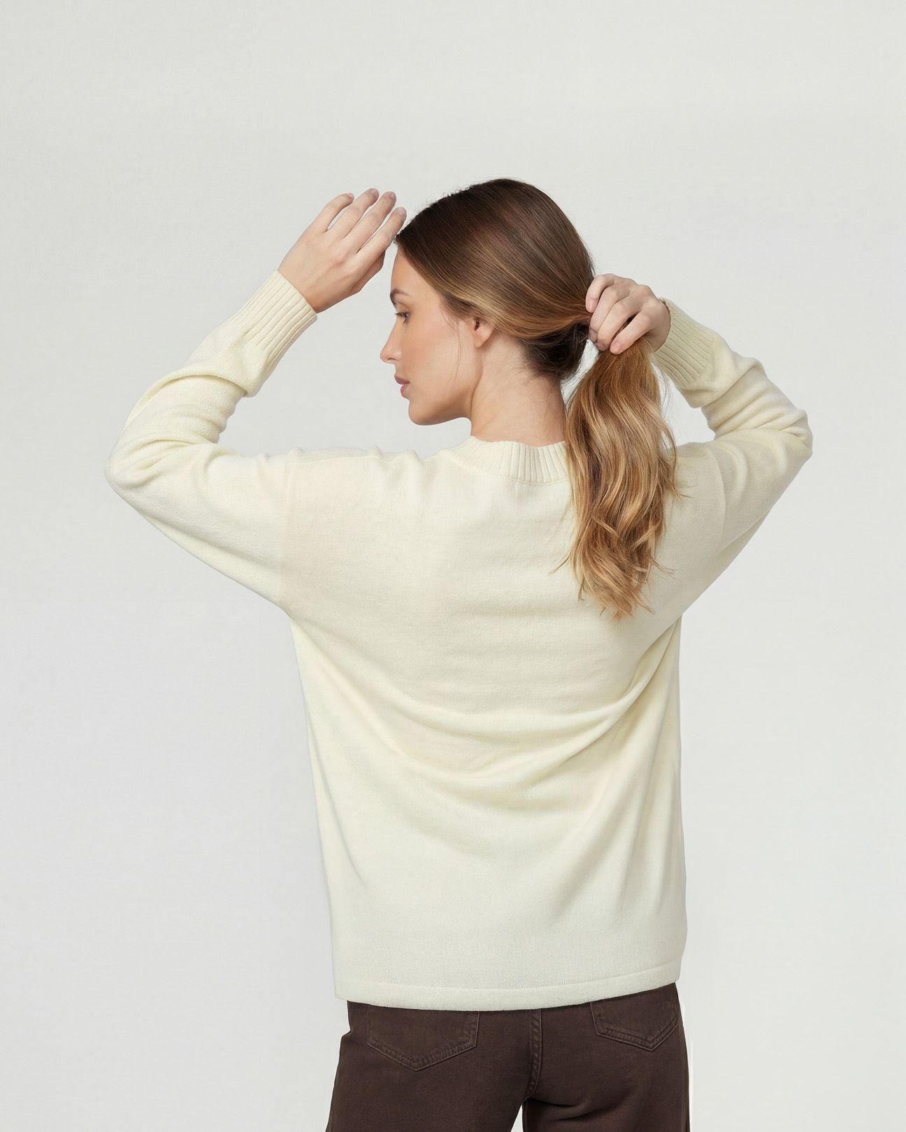 Sweater Mujer Giovanna Relaxed Cuello En V Manga Caída Crudo Lineatre-1