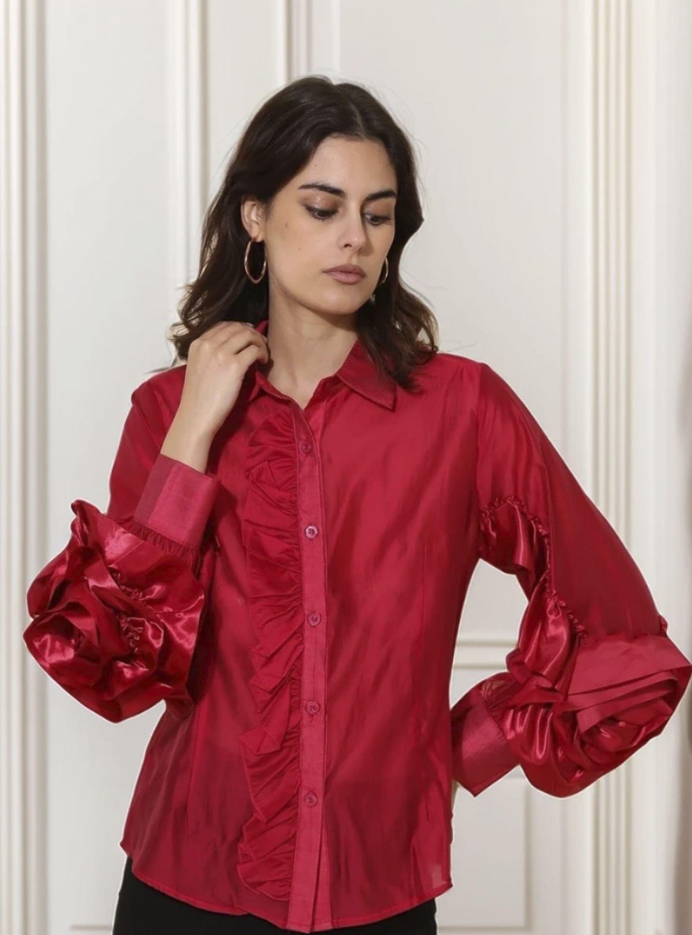 Blusa Mujer de Seda con Volante y Roseton en relieve-4