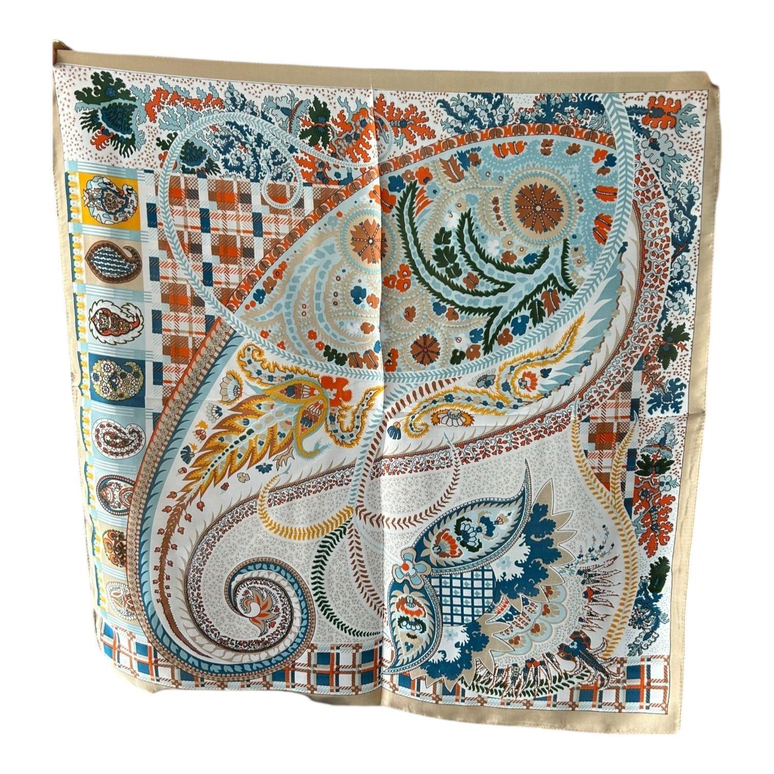 Pañuelo de Seda de Sarga Mujer 70x70 MAXÓ Elena-2