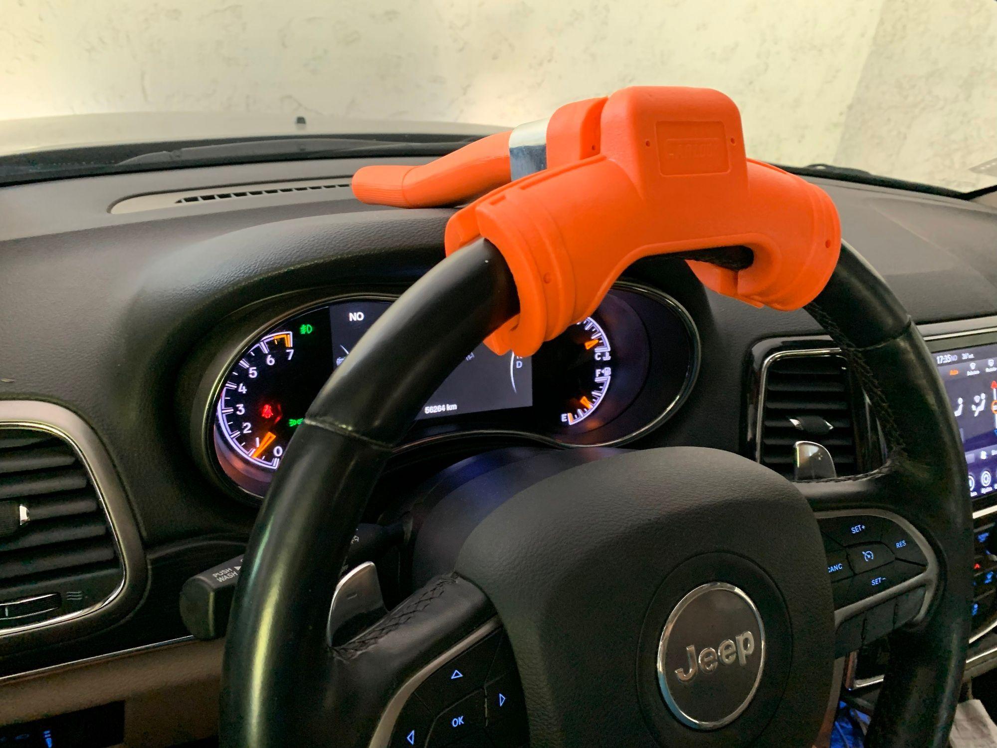 Traba Volante NARANJO Premium Tipo T Metal Antirrobo con Llaves-3