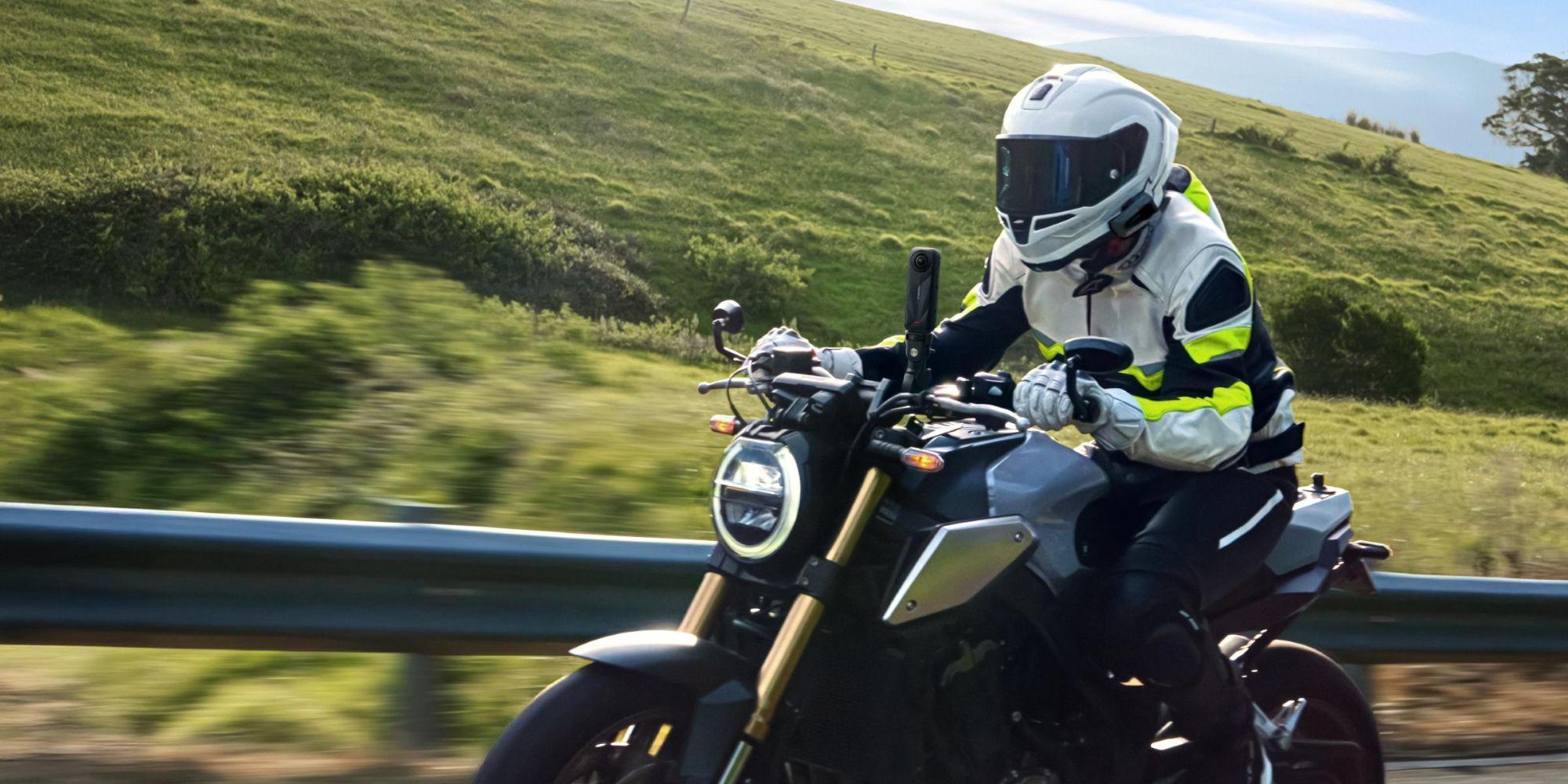 Camara De Accion Insta360 X5 8k-3