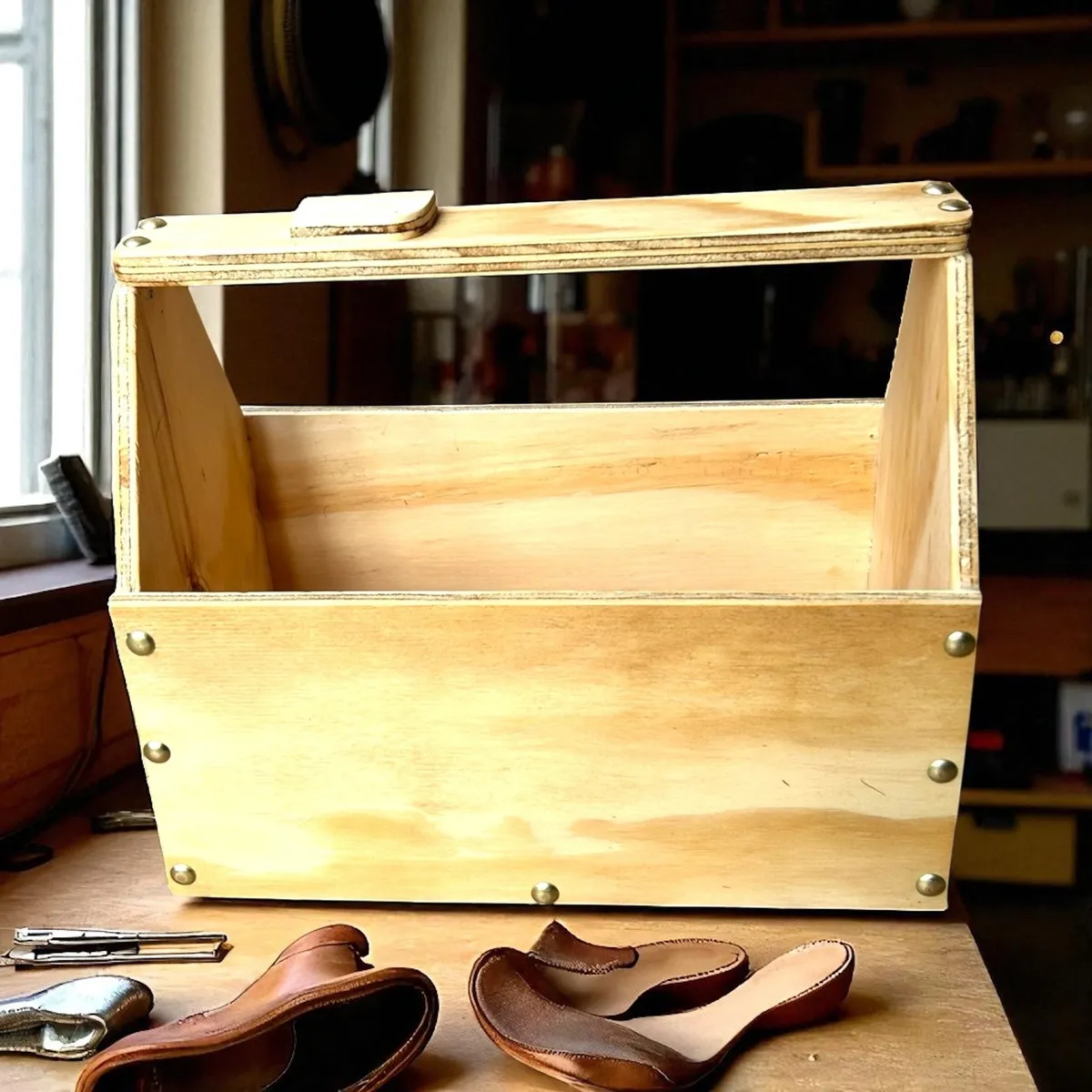 Kit De Limpieza De Zapatillas + Lustrin De Madera-2