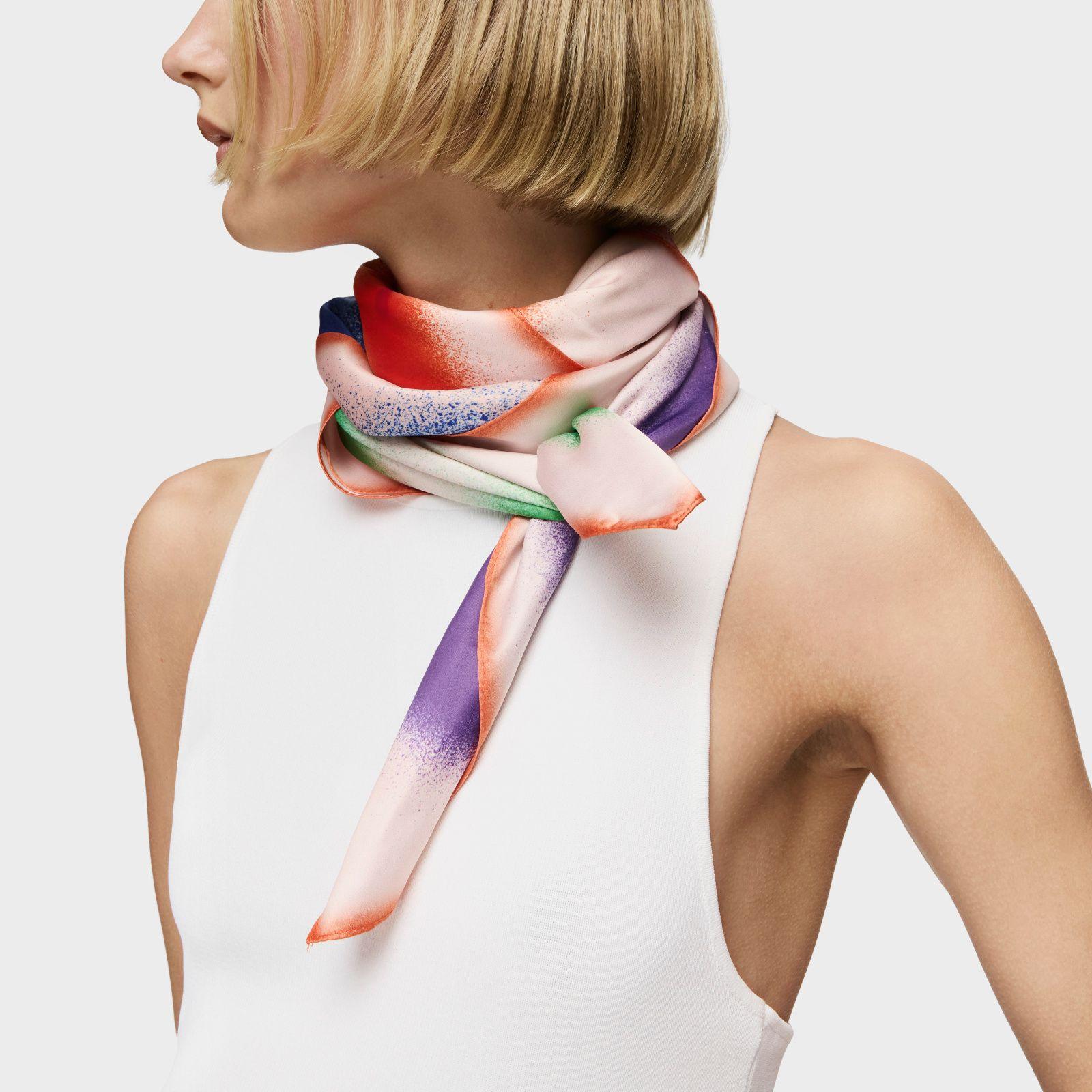 Pañuelo cuadrado naranja TOUS Motifs Tulip-2