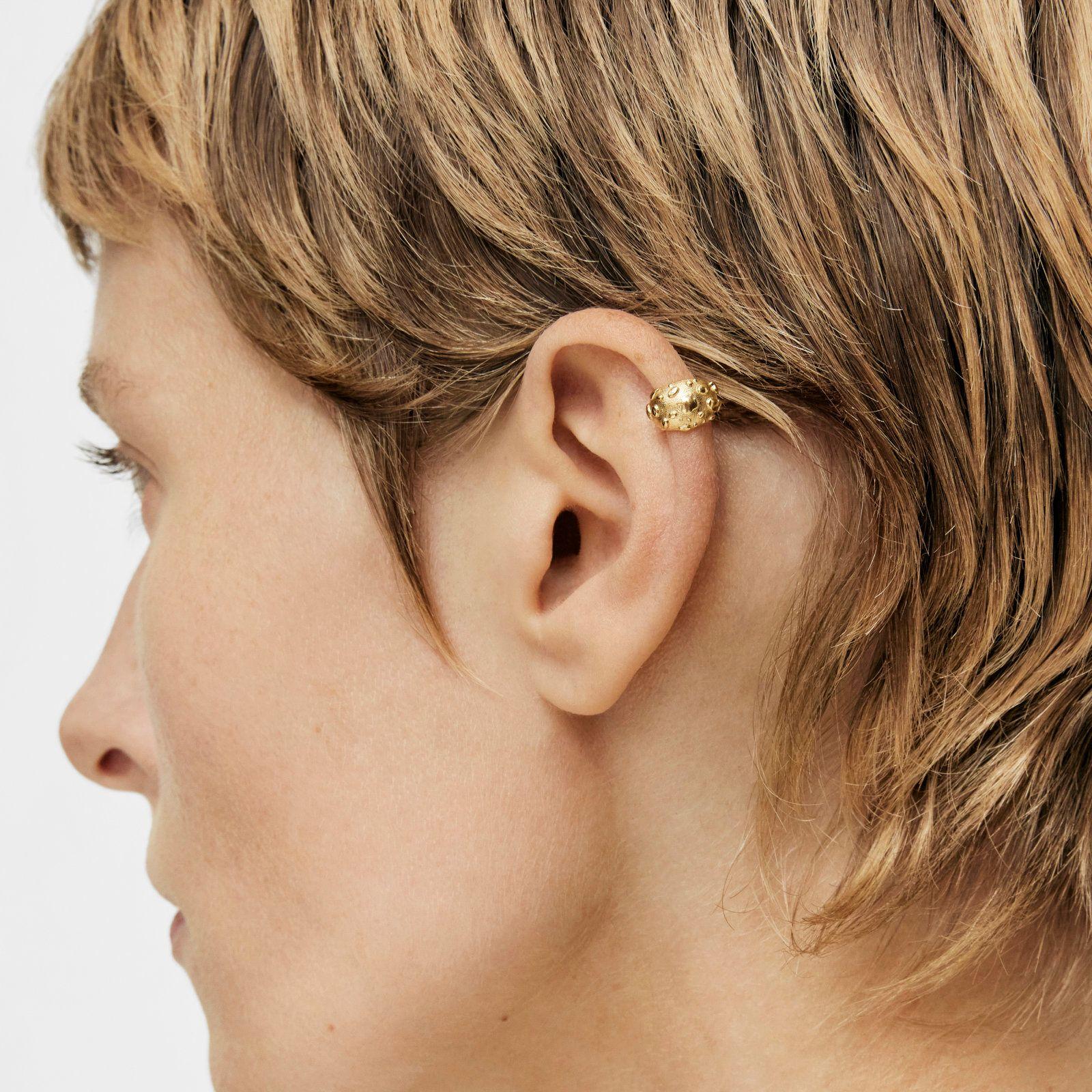 Earcuff con baño de oro 18 kt sobre plata Dybe-3