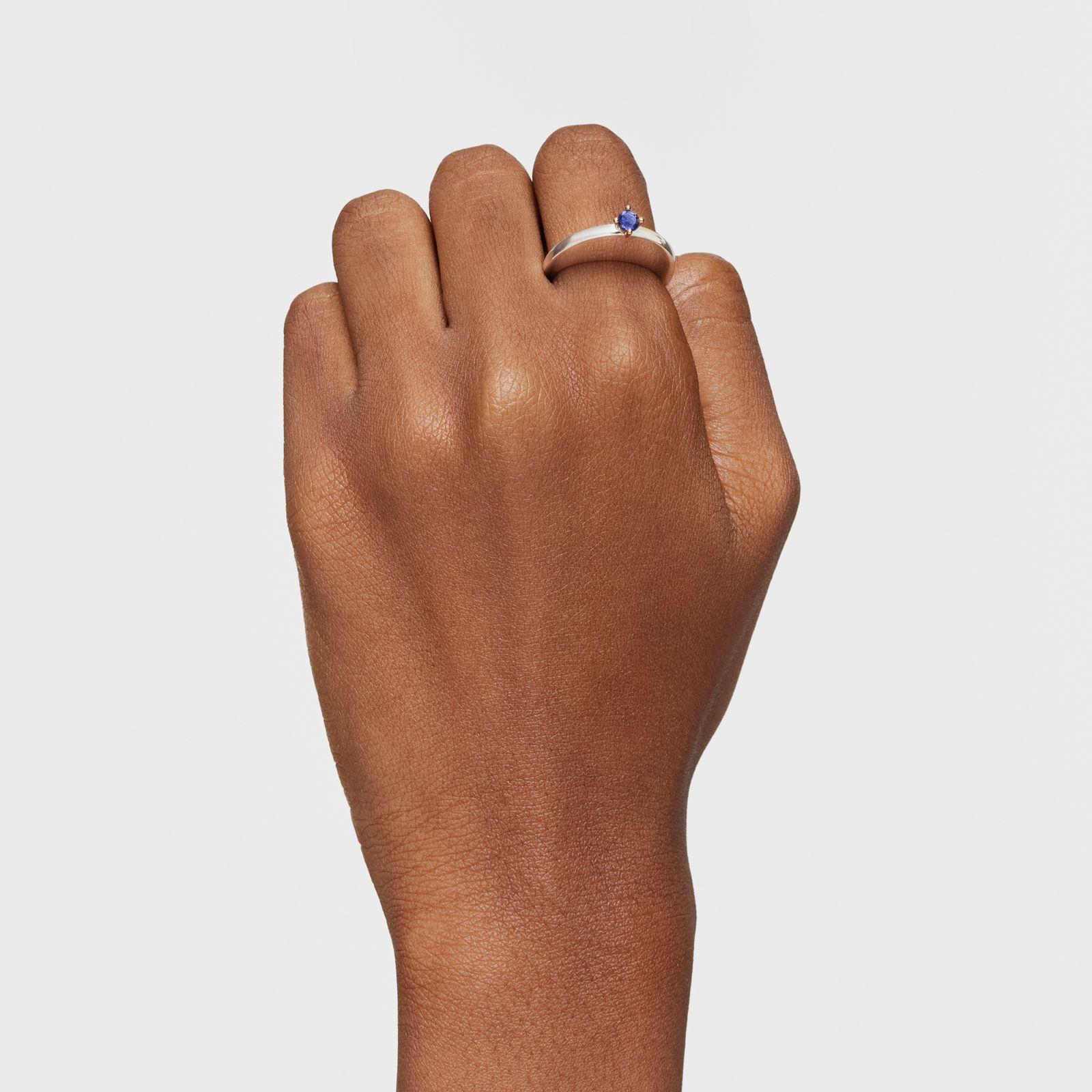 Anillo grande bicolor oval y iolita My Other Half-3