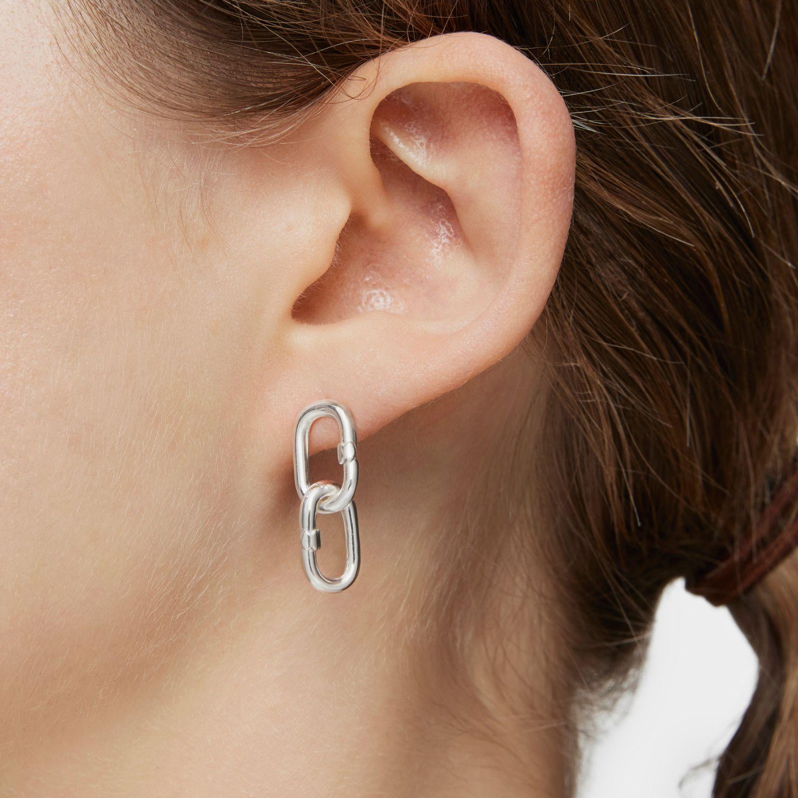 Pendientes pequeños de plata Hold Oval-7