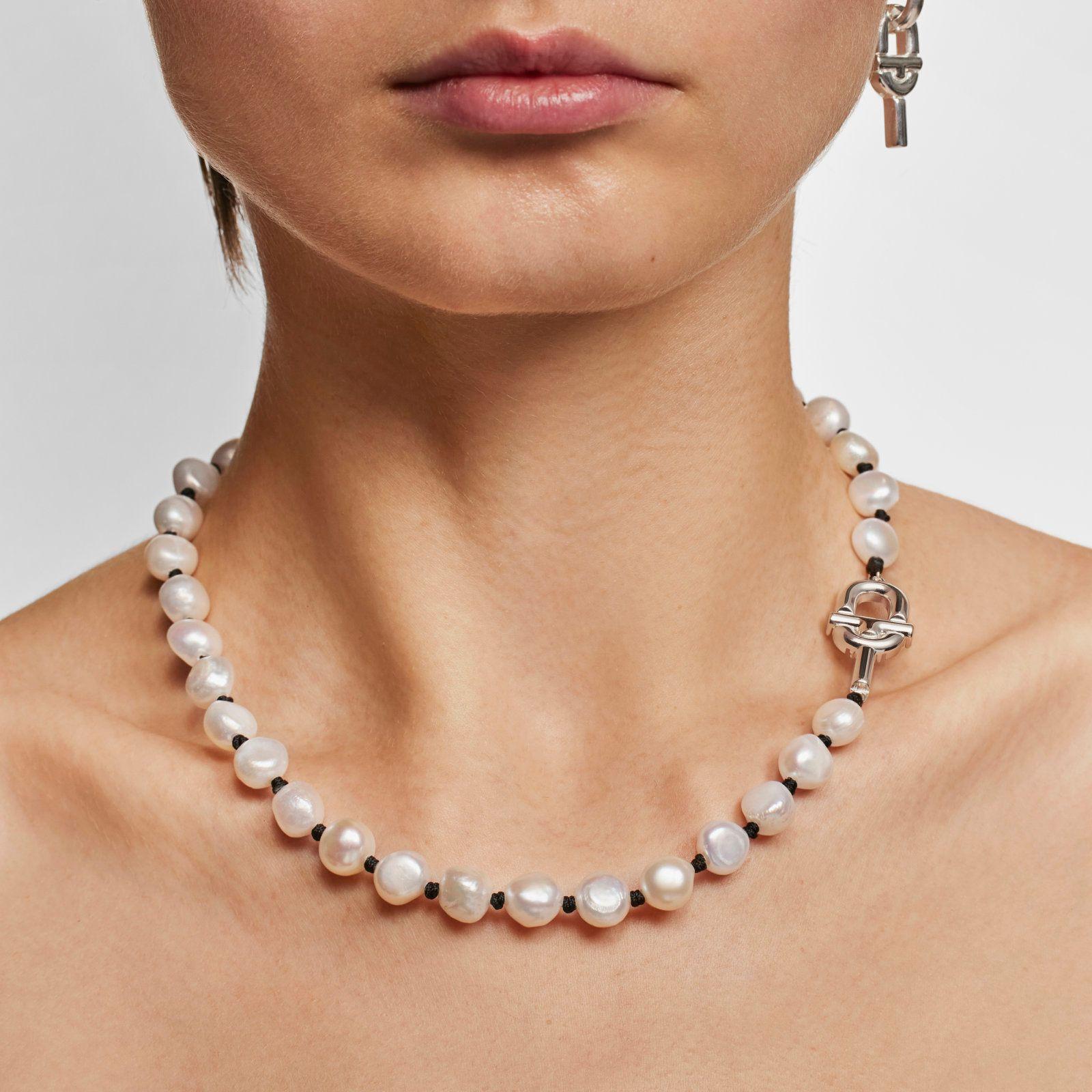 Collar de nylon negro con perlas cultivadas 44 cm-5