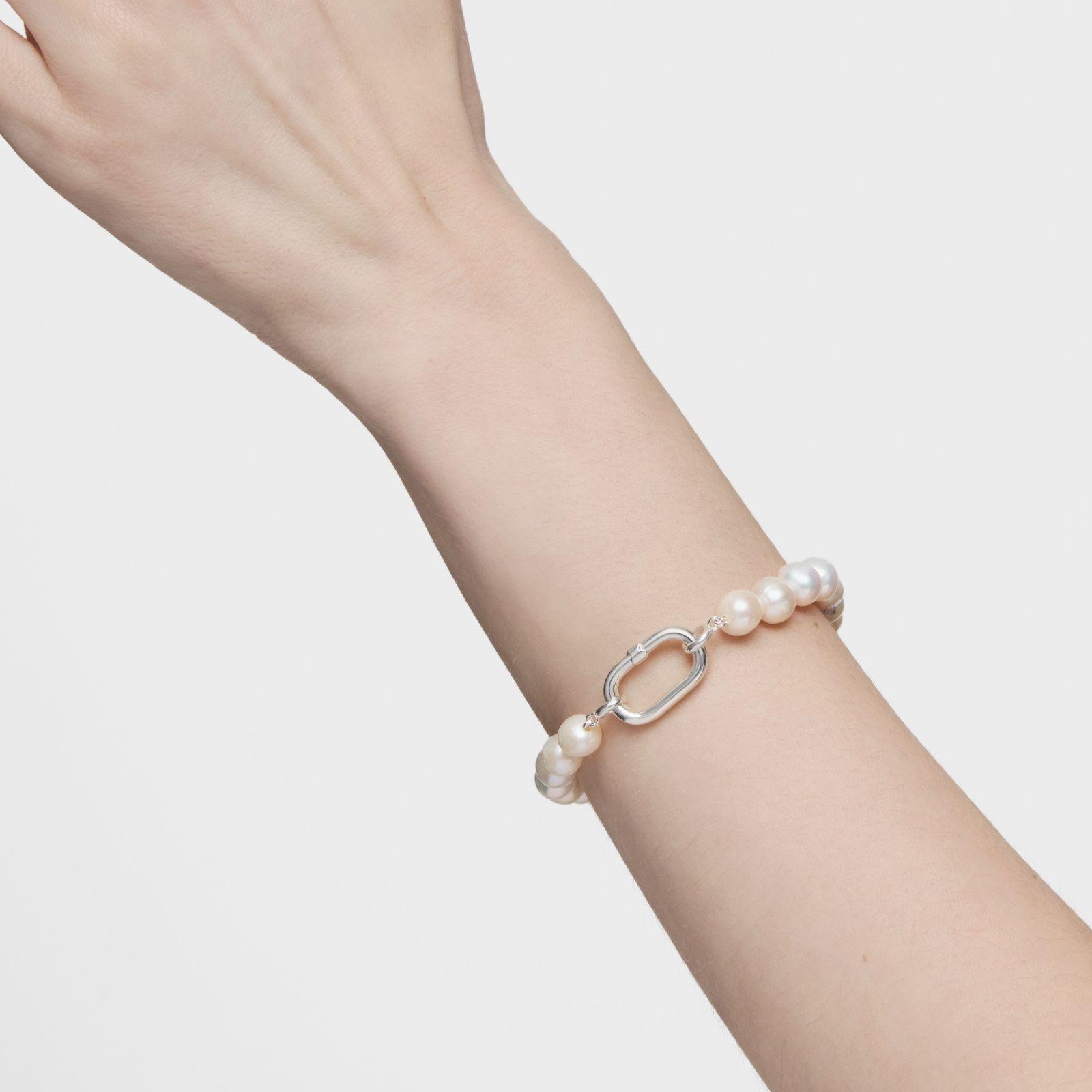 Pulsera con perla cultivada y anilla de plata Hold Oval-5