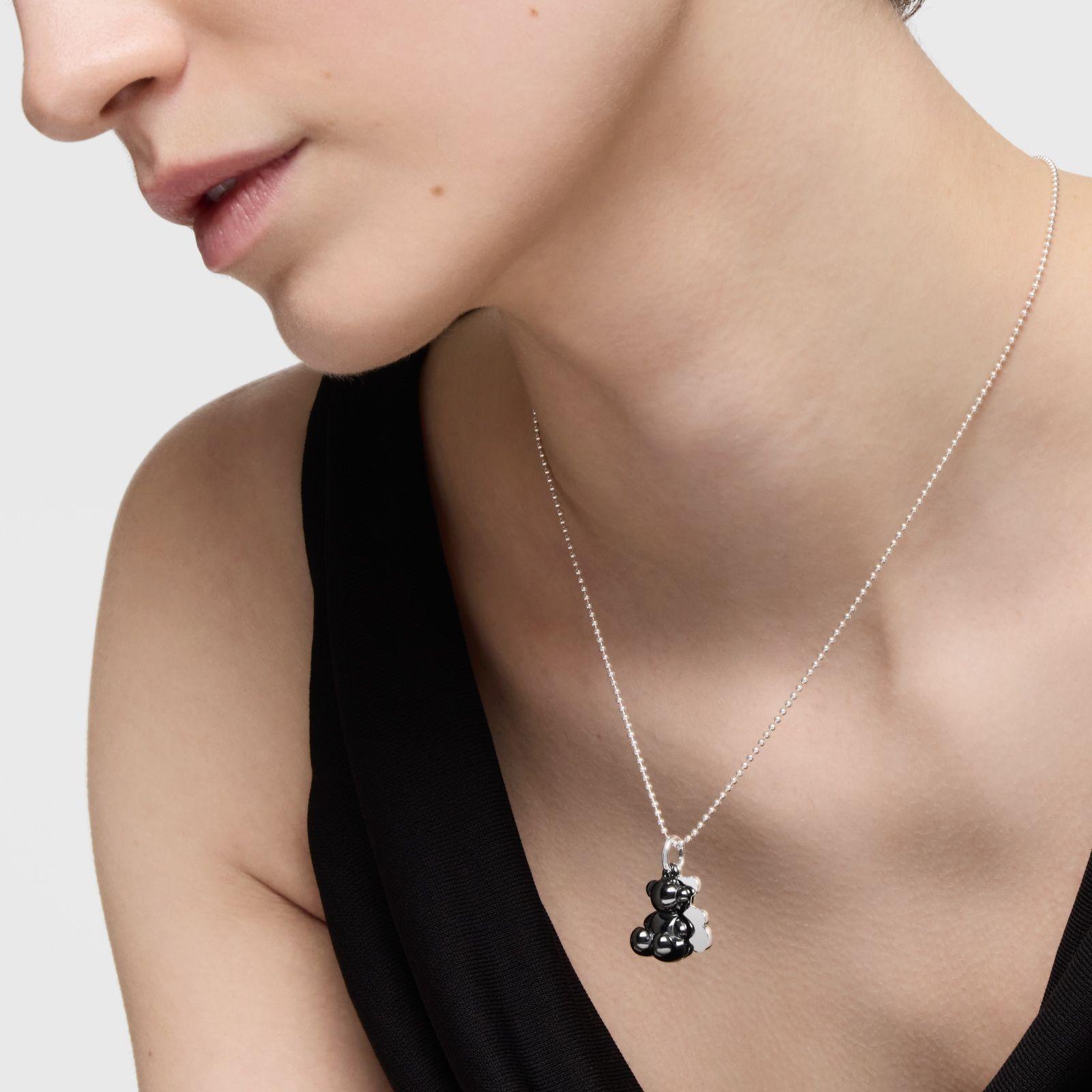 Colgante doble oso de plata y cerámica negra Bold Bear-6