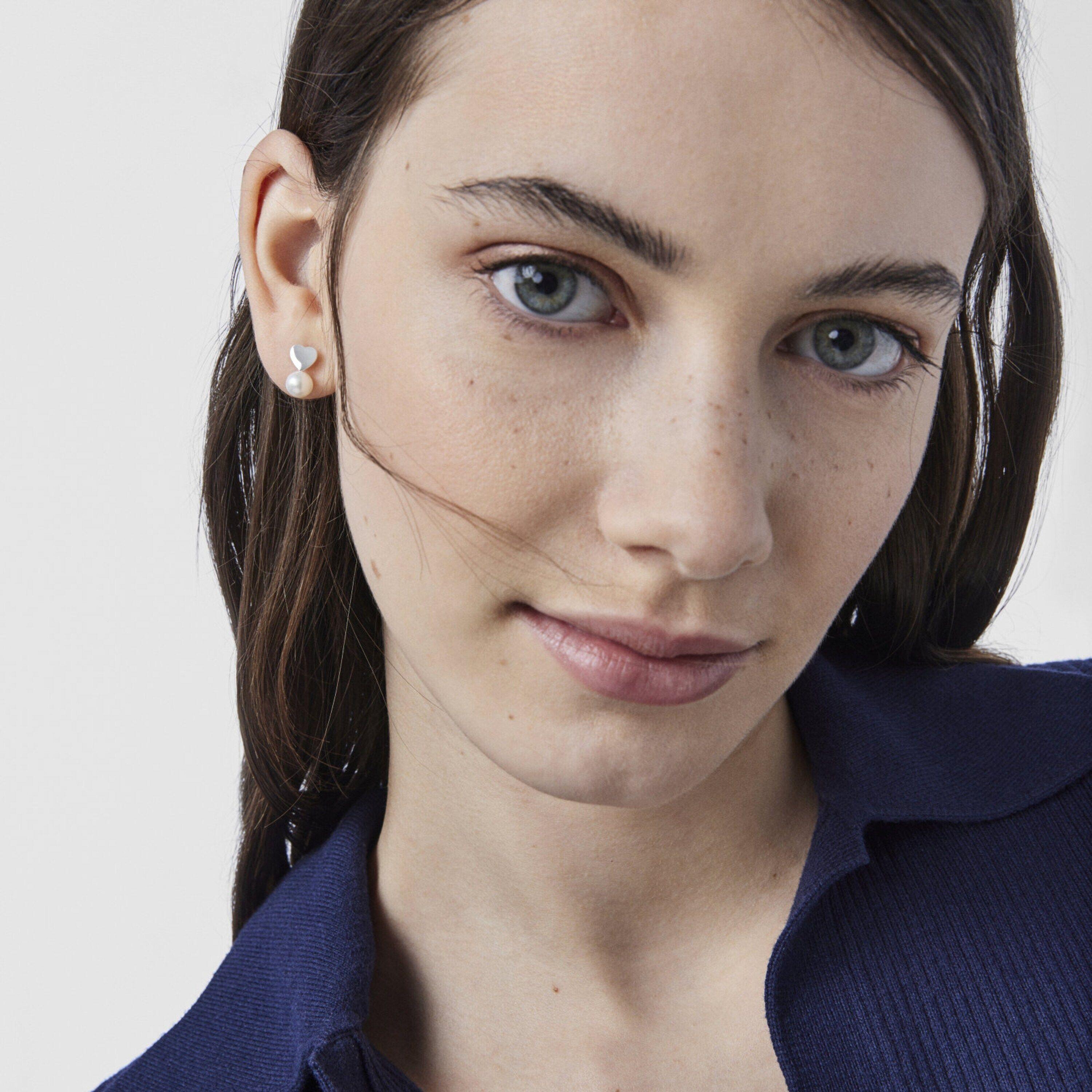 Aros Puppies corazón de plata y perla Tous-3