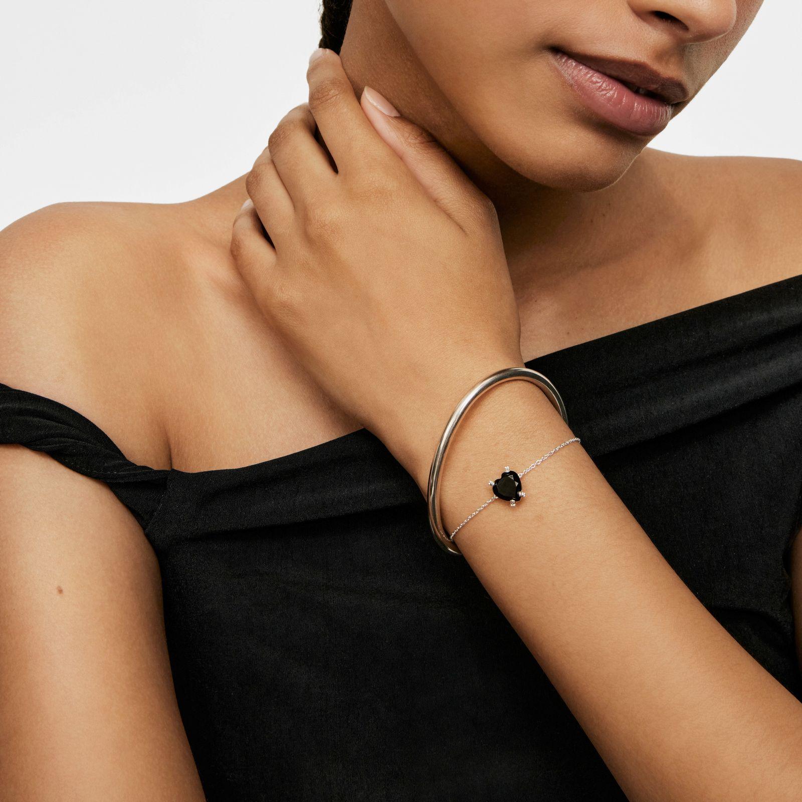 Pulsera corazón de plata y ónix Color Pills-5